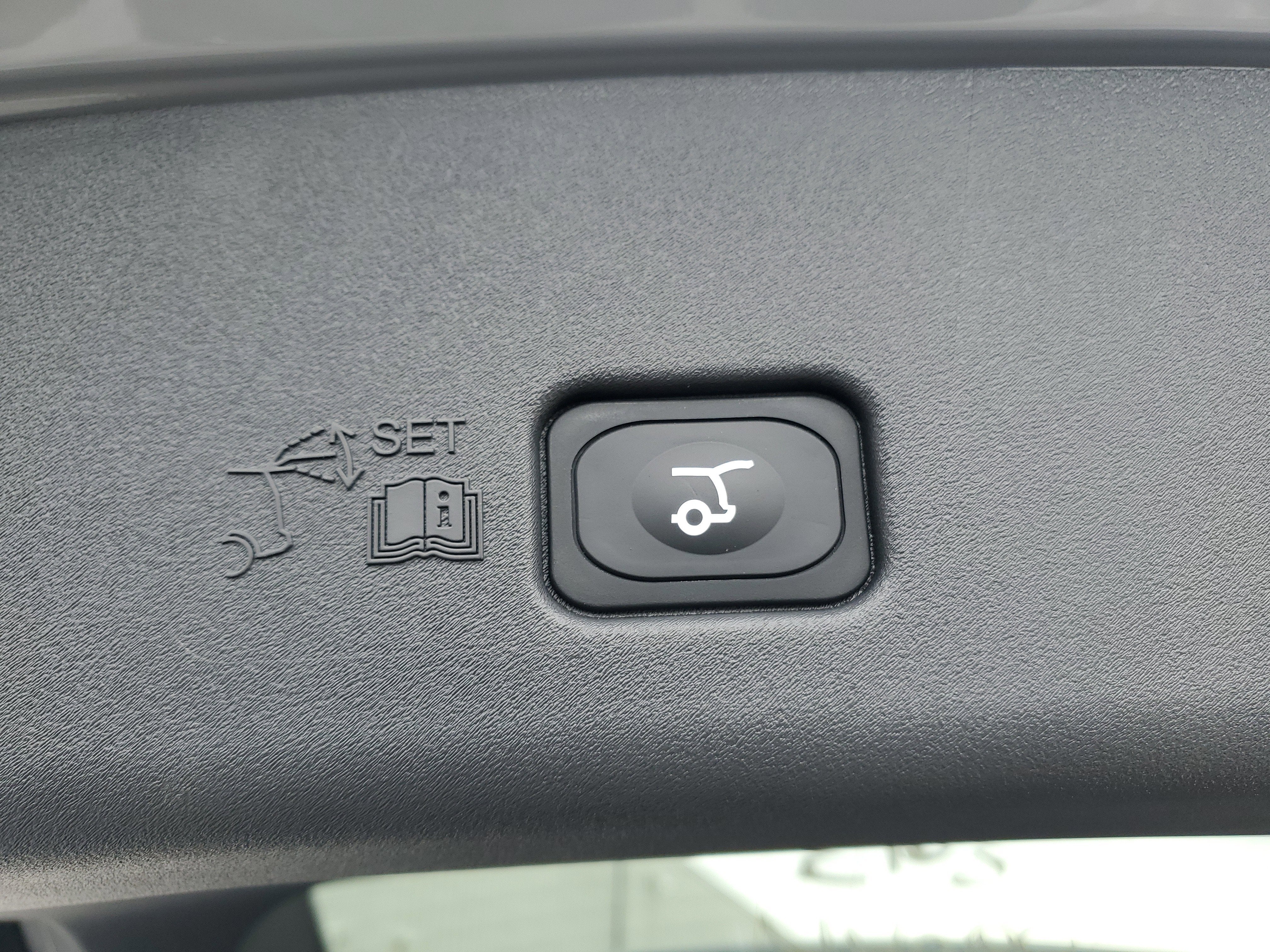 2026 Lincoln Nautilus Premiere Hybrid