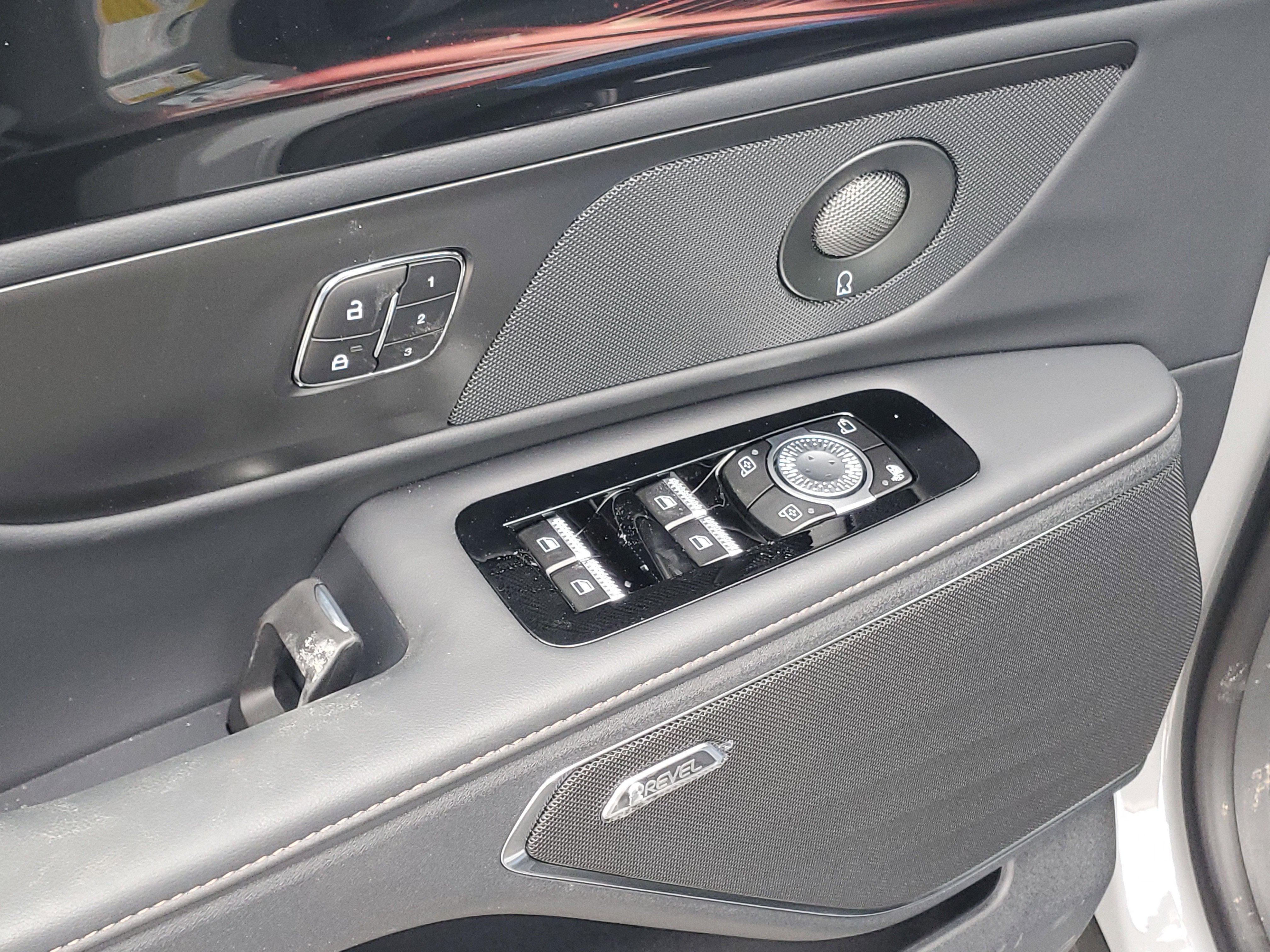 2026 Lincoln Nautilus Premiere Hybrid