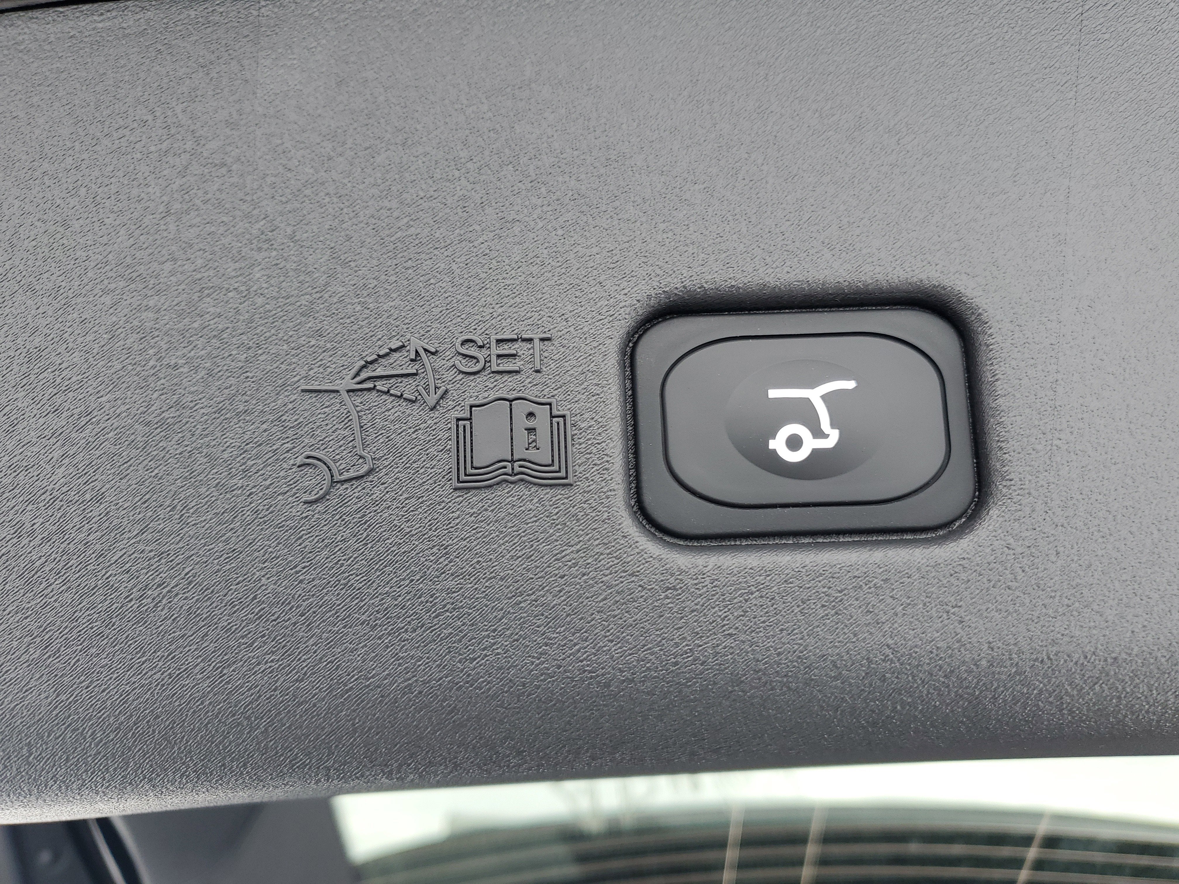 2026 Lincoln Nautilus Premiere Hybrid