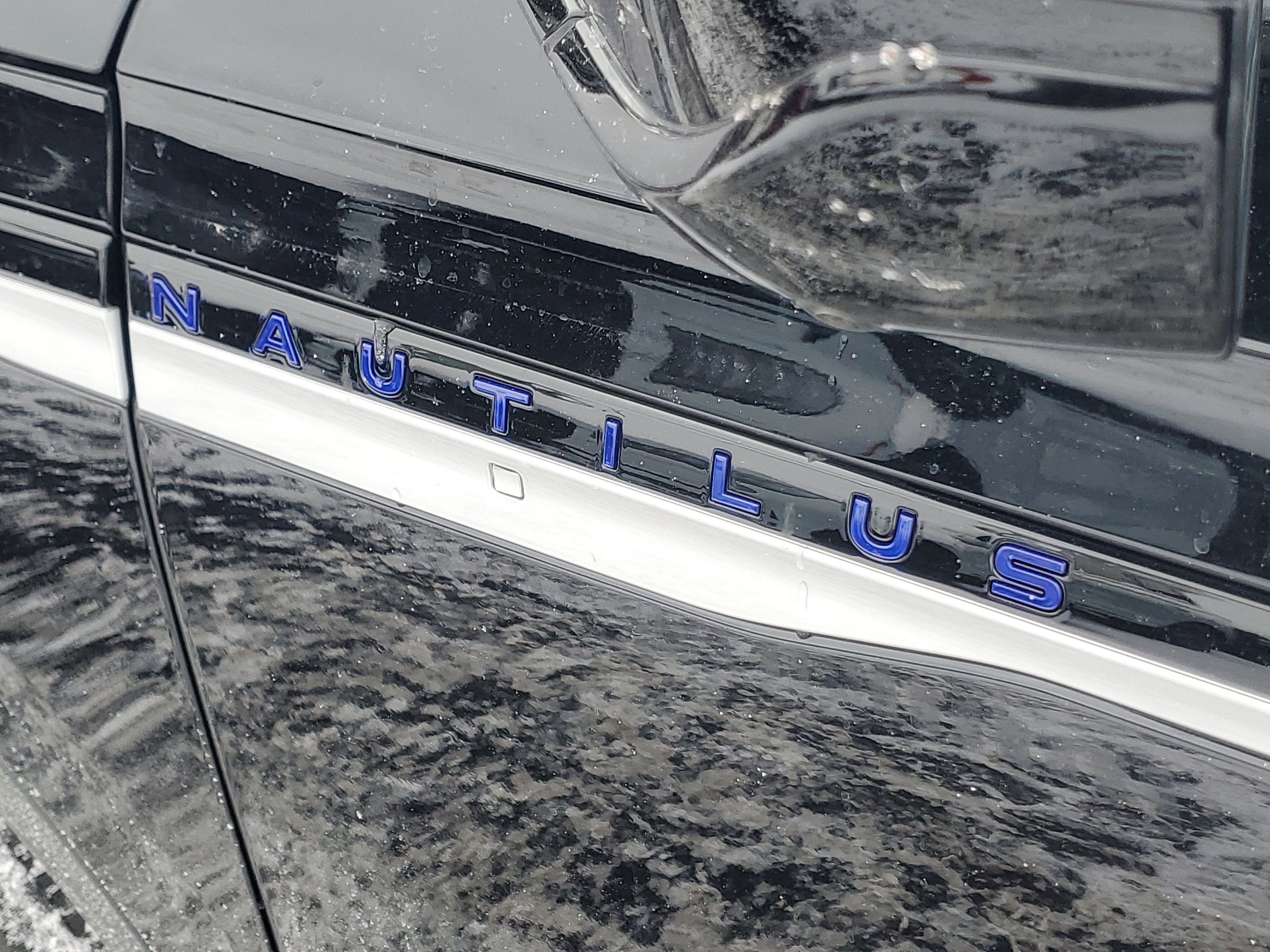 2026 Lincoln Nautilus Premiere Hybrid