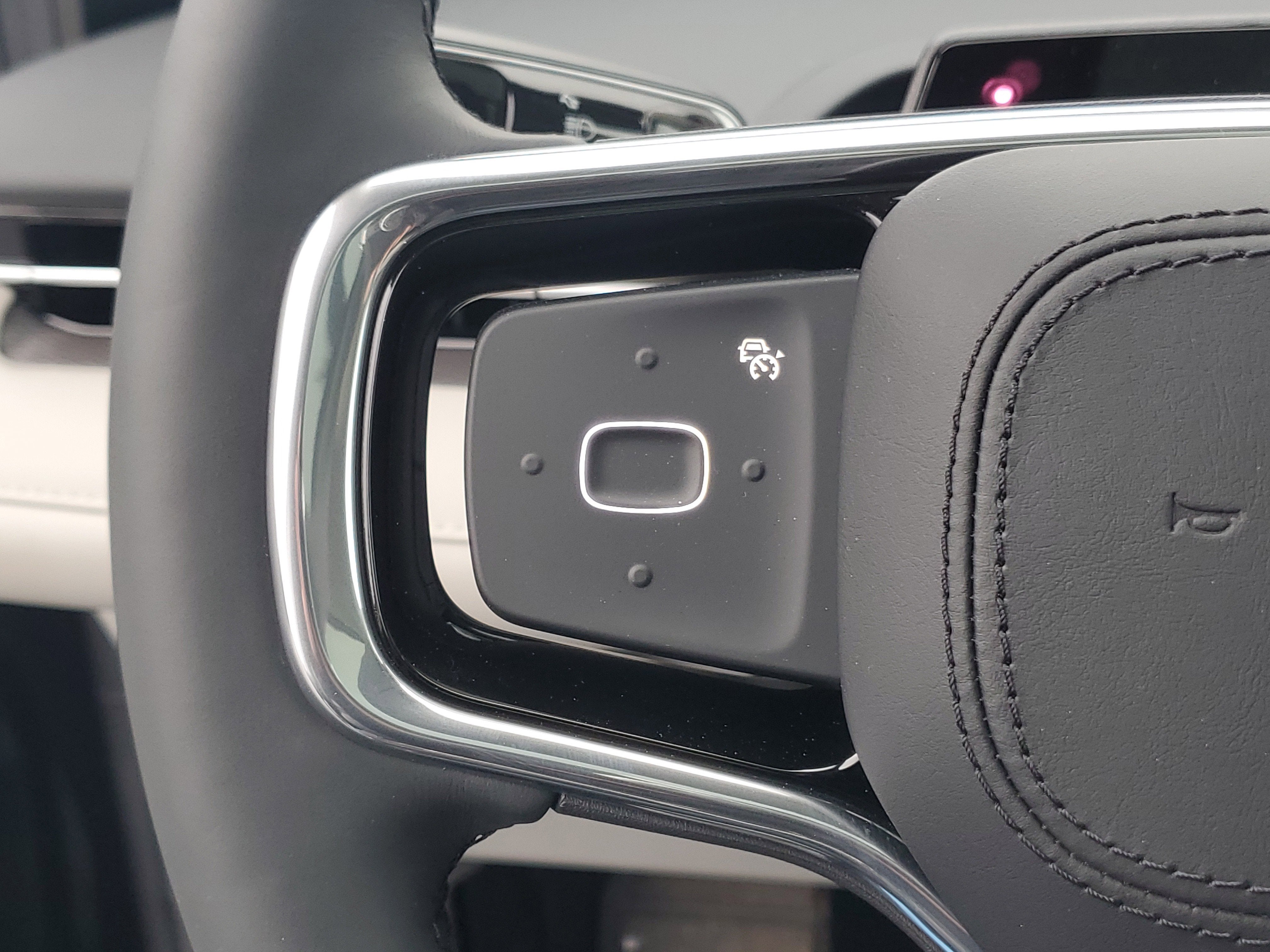 2026 Lincoln Nautilus Premiere Hybrid