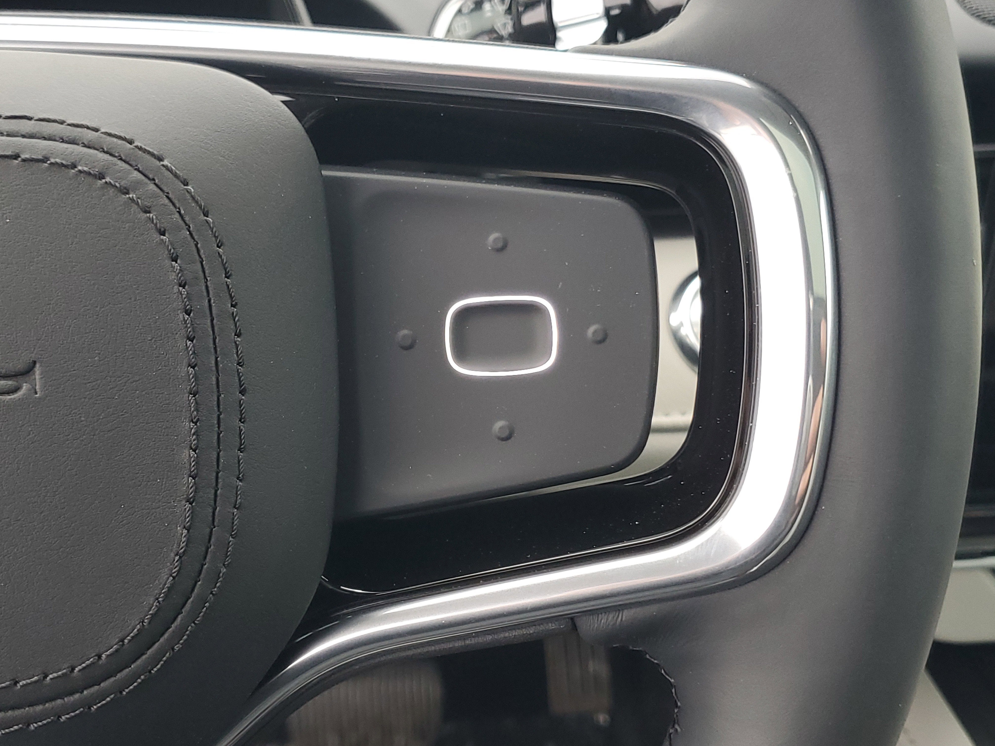 2026 Lincoln Nautilus Premiere Hybrid