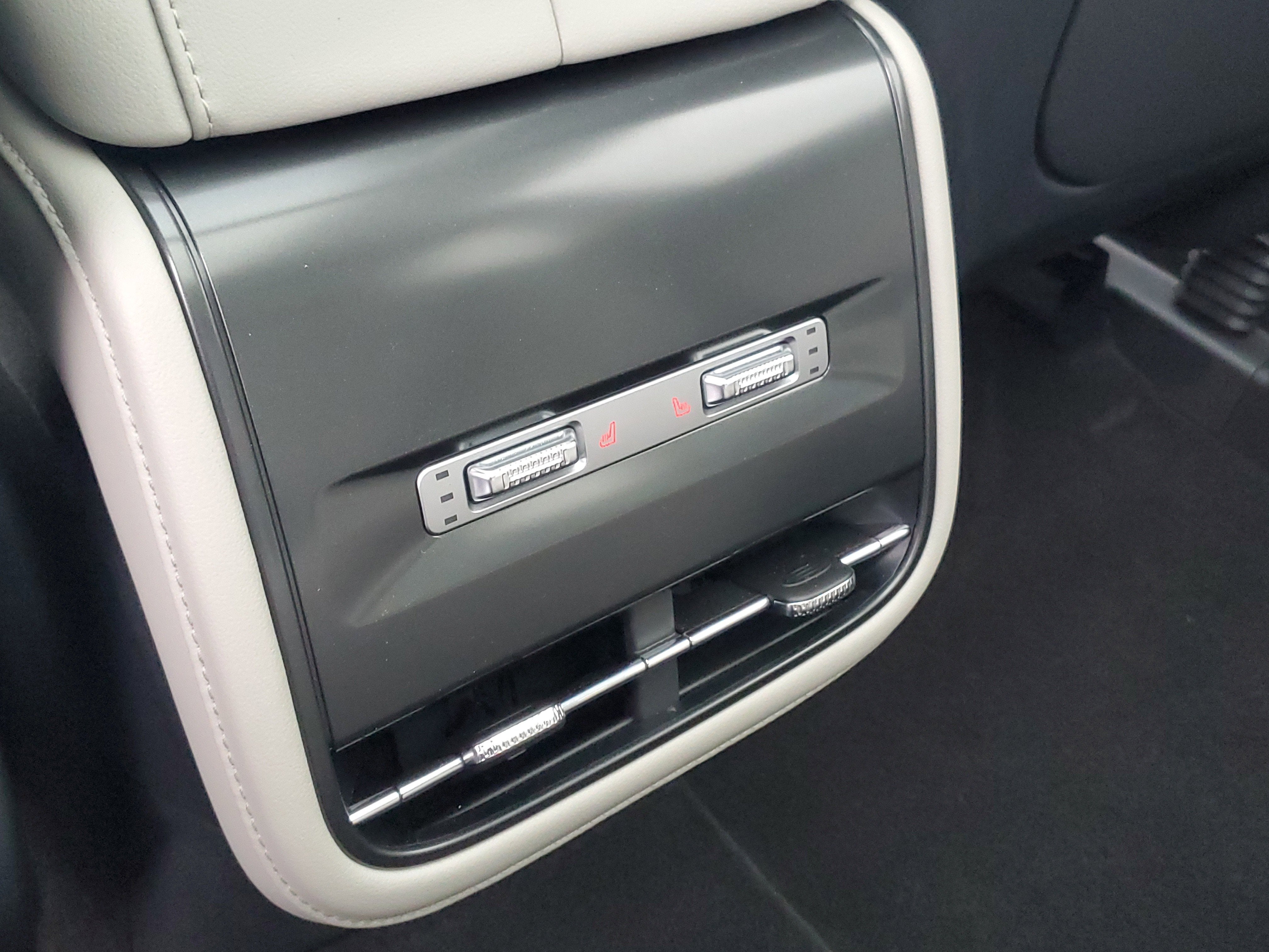 2026 Lincoln Nautilus Premiere Hybrid