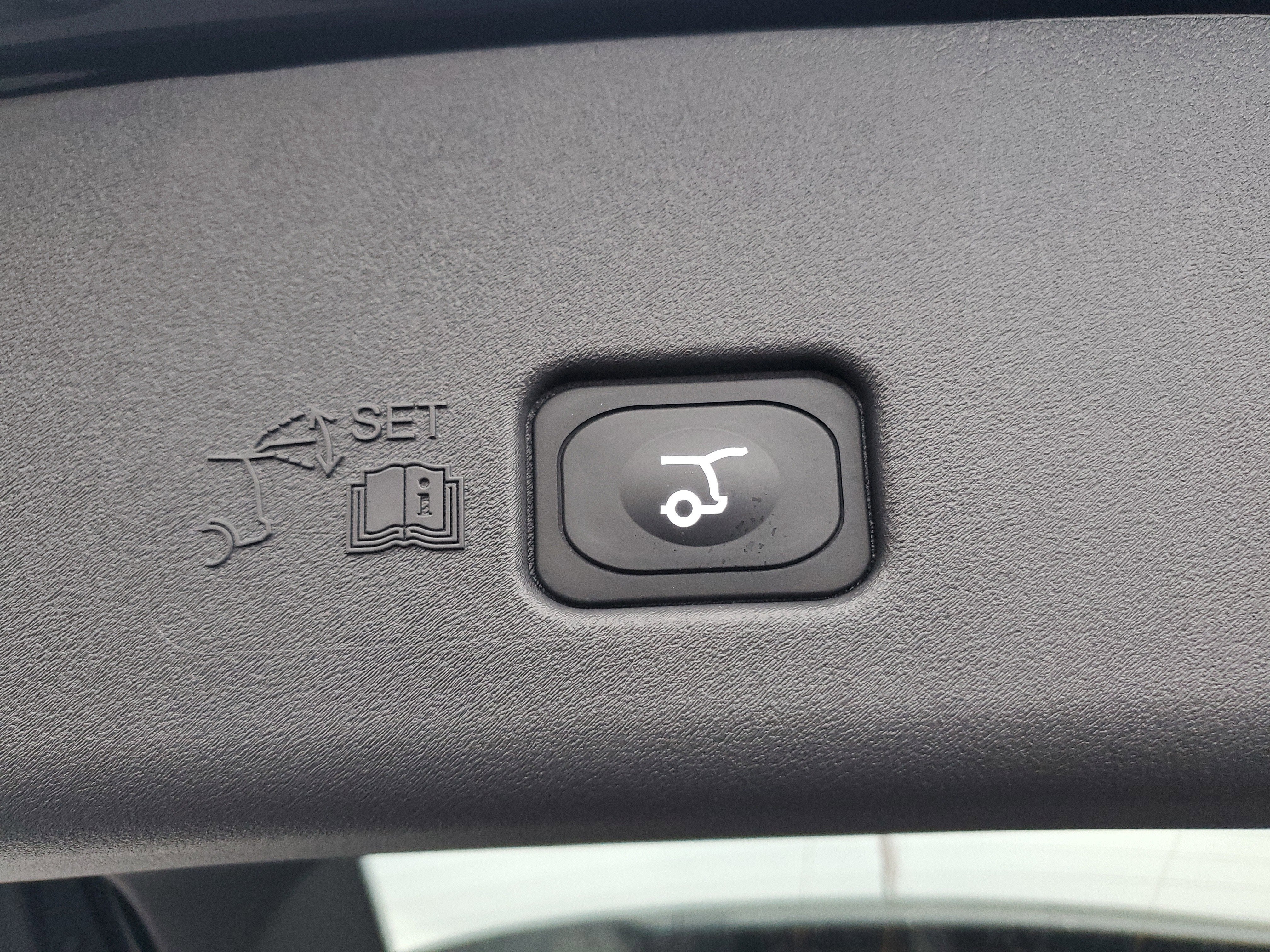 2026 Lincoln Nautilus Premiere Hybrid