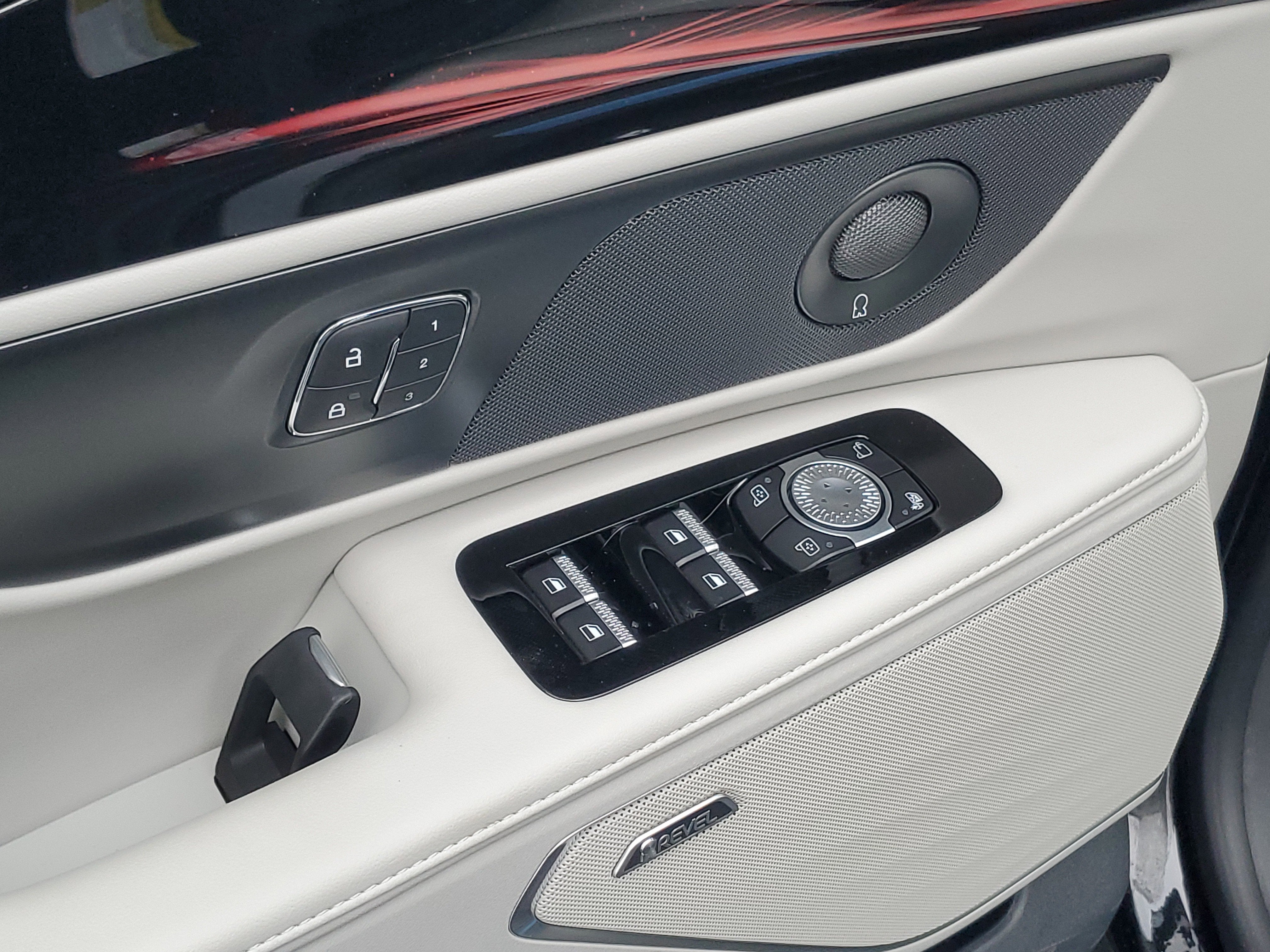 2026 Lincoln Nautilus Premiere Hybrid