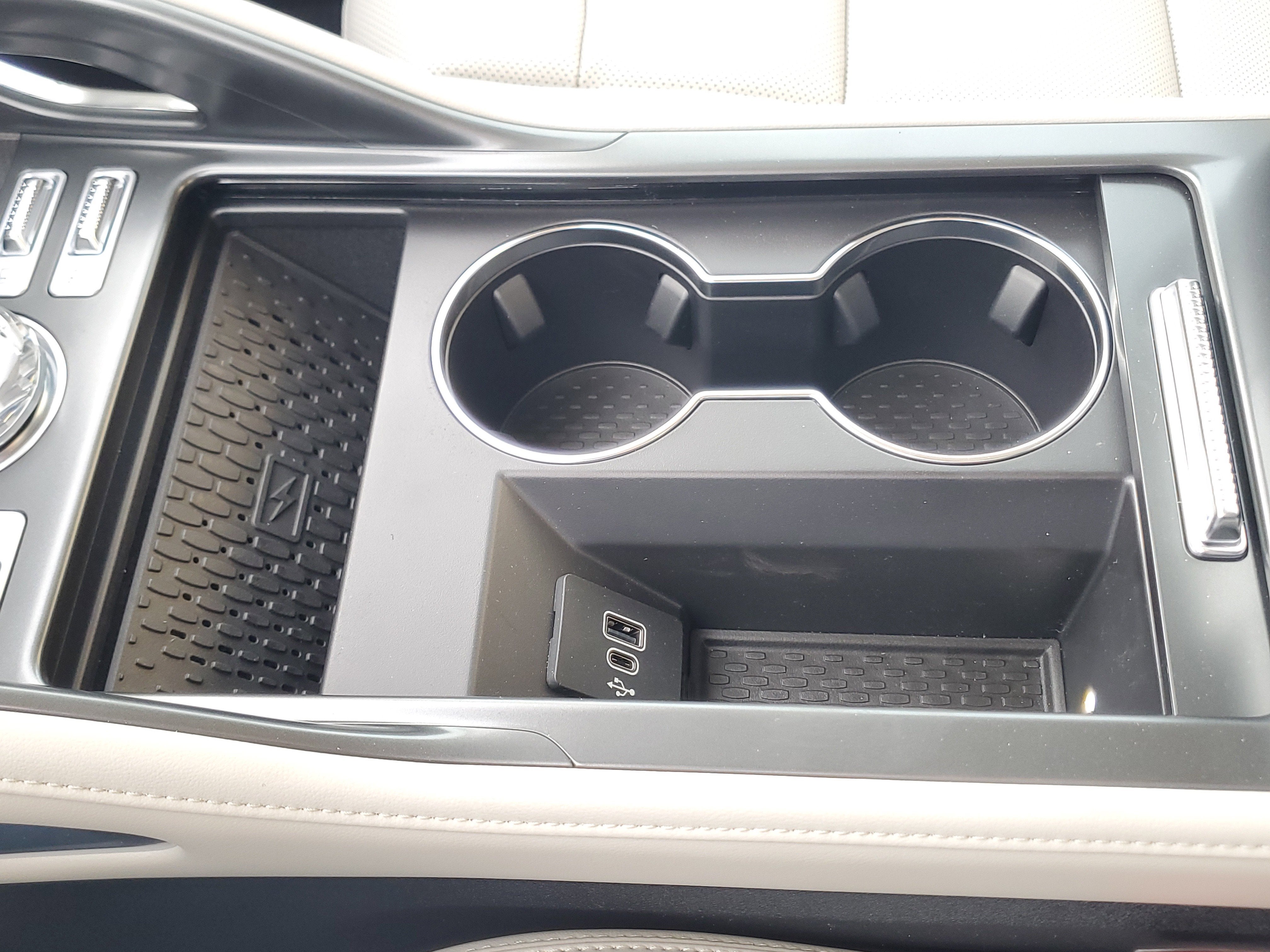 2026 Lincoln Nautilus Premiere Hybrid