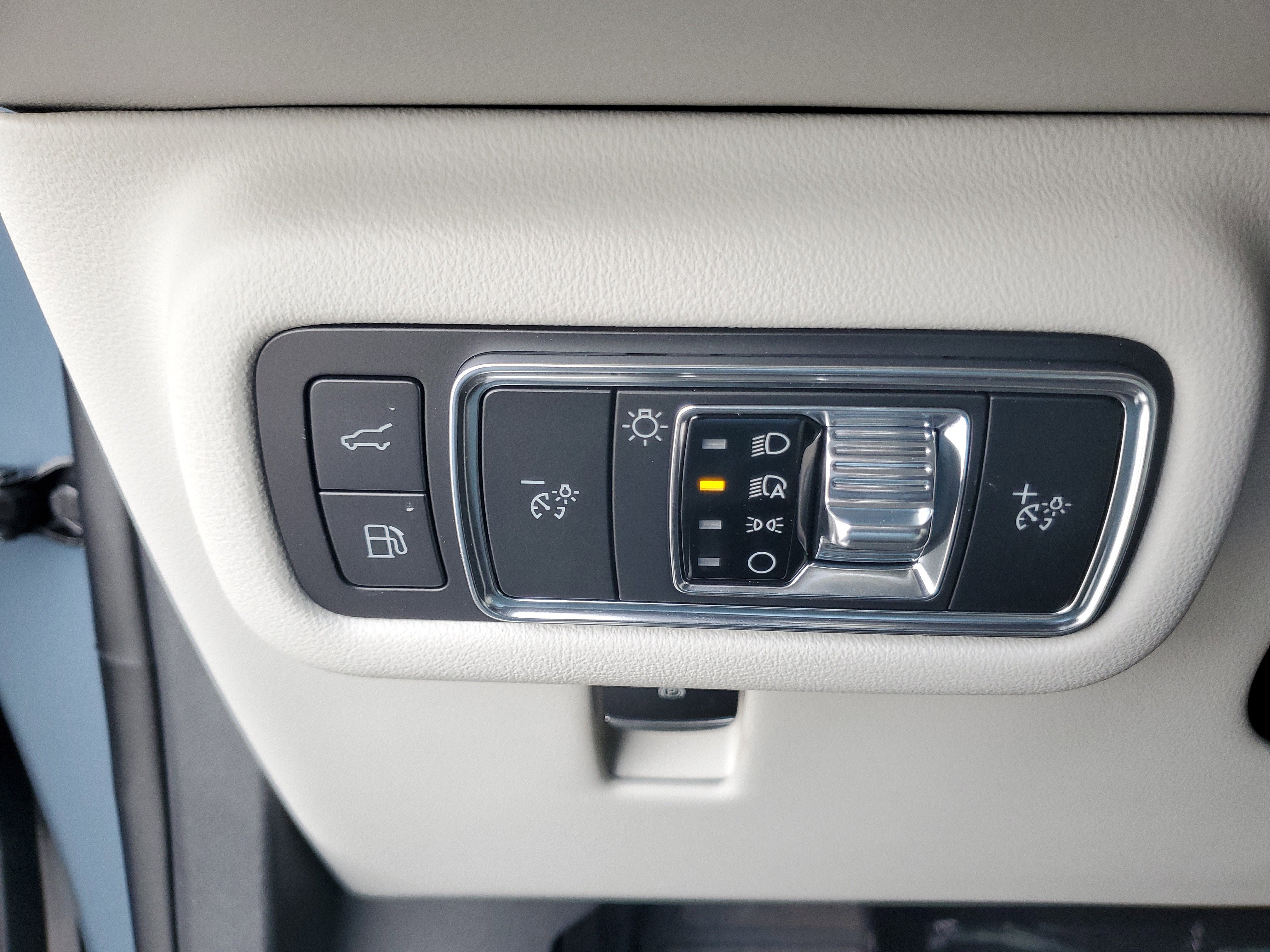 2026 Lincoln Nautilus Premiere Hybrid