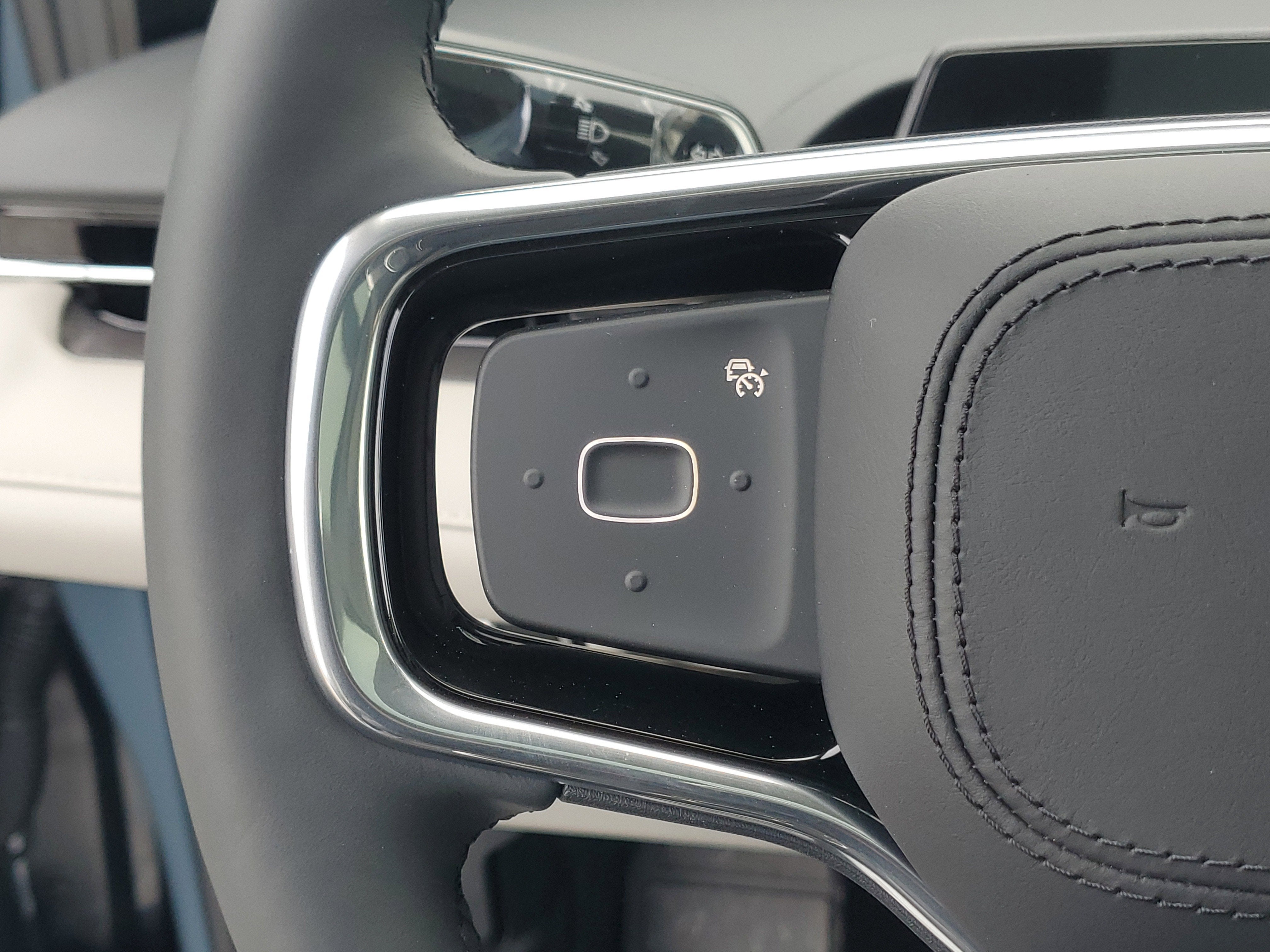 2026 Lincoln Nautilus Premiere Hybrid