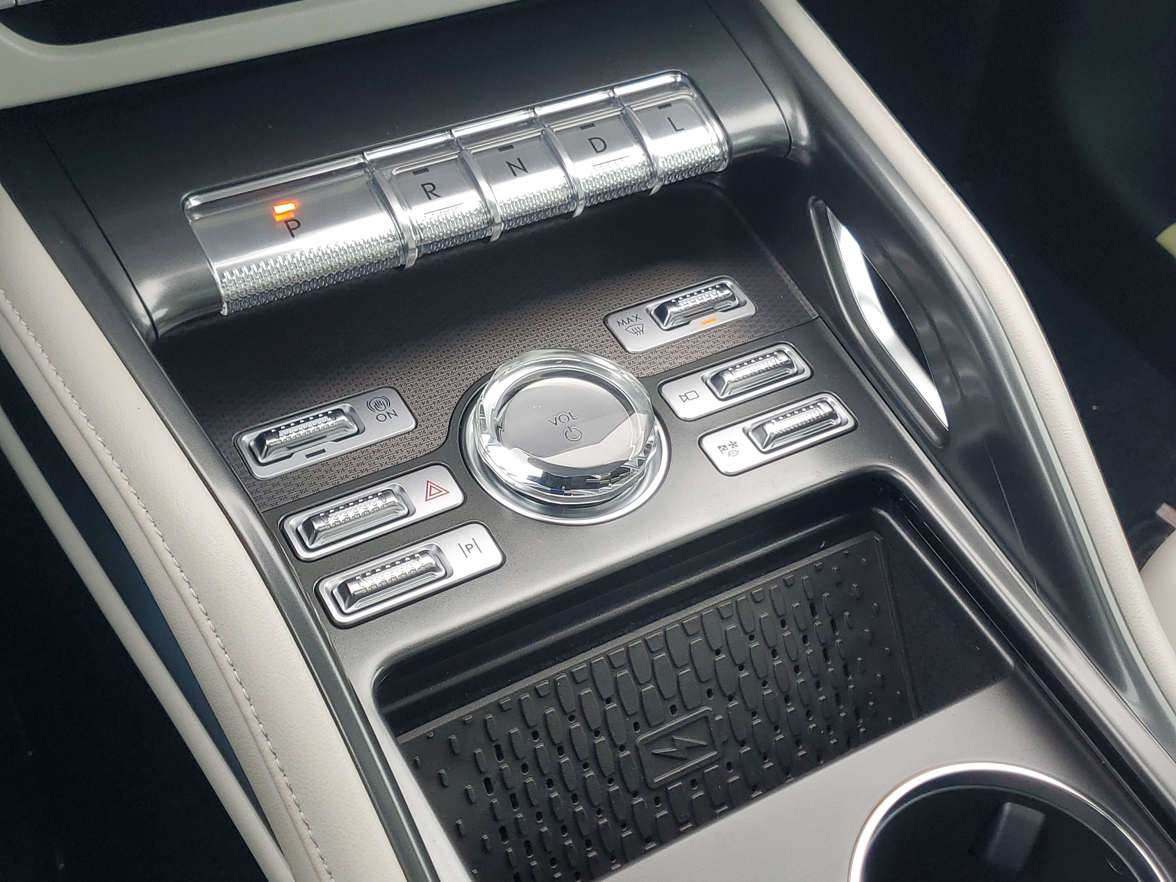 2026 Lincoln Nautilus Premiere Hybrid