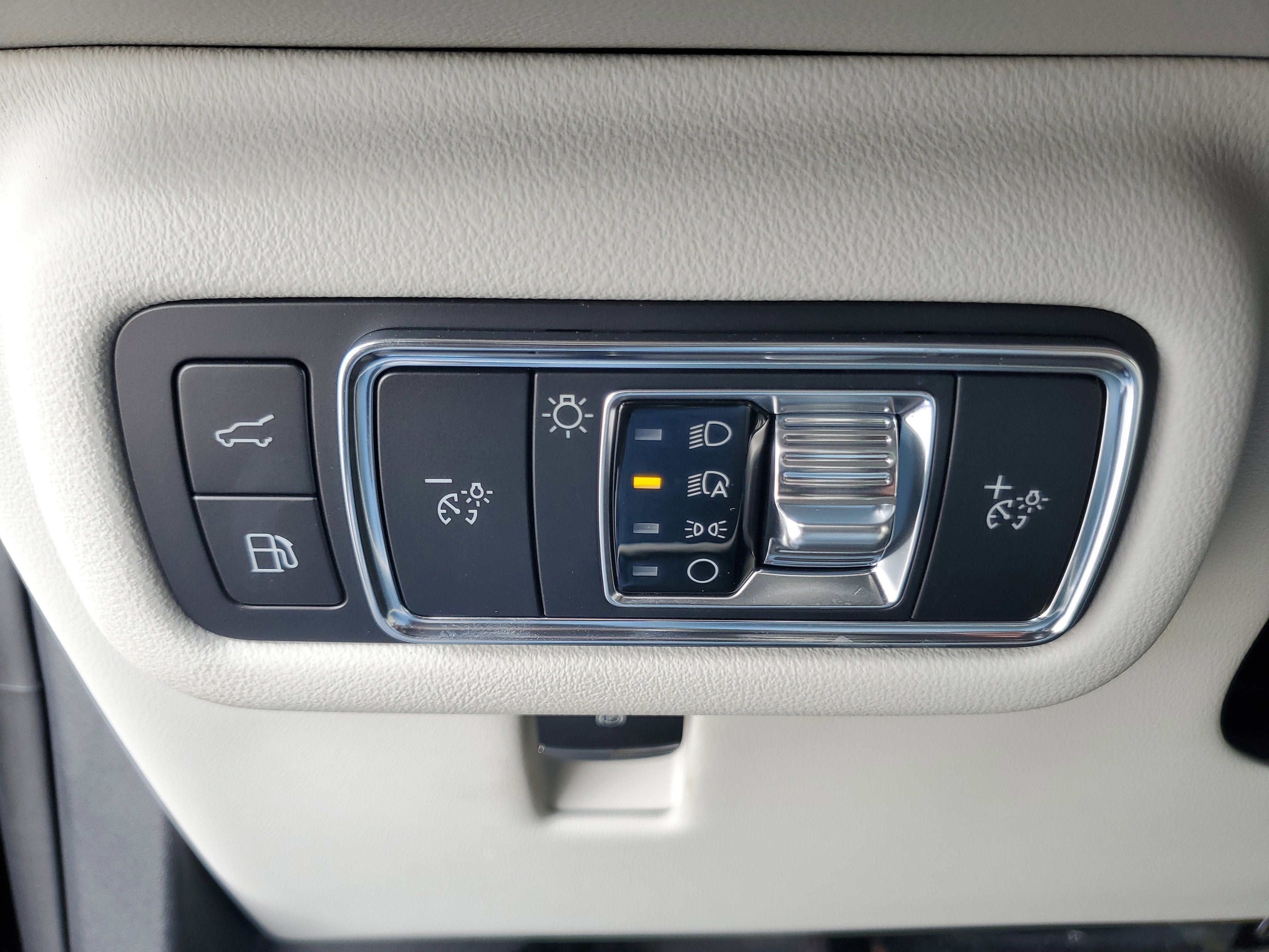 2026 Lincoln Nautilus Premiere Hybrid