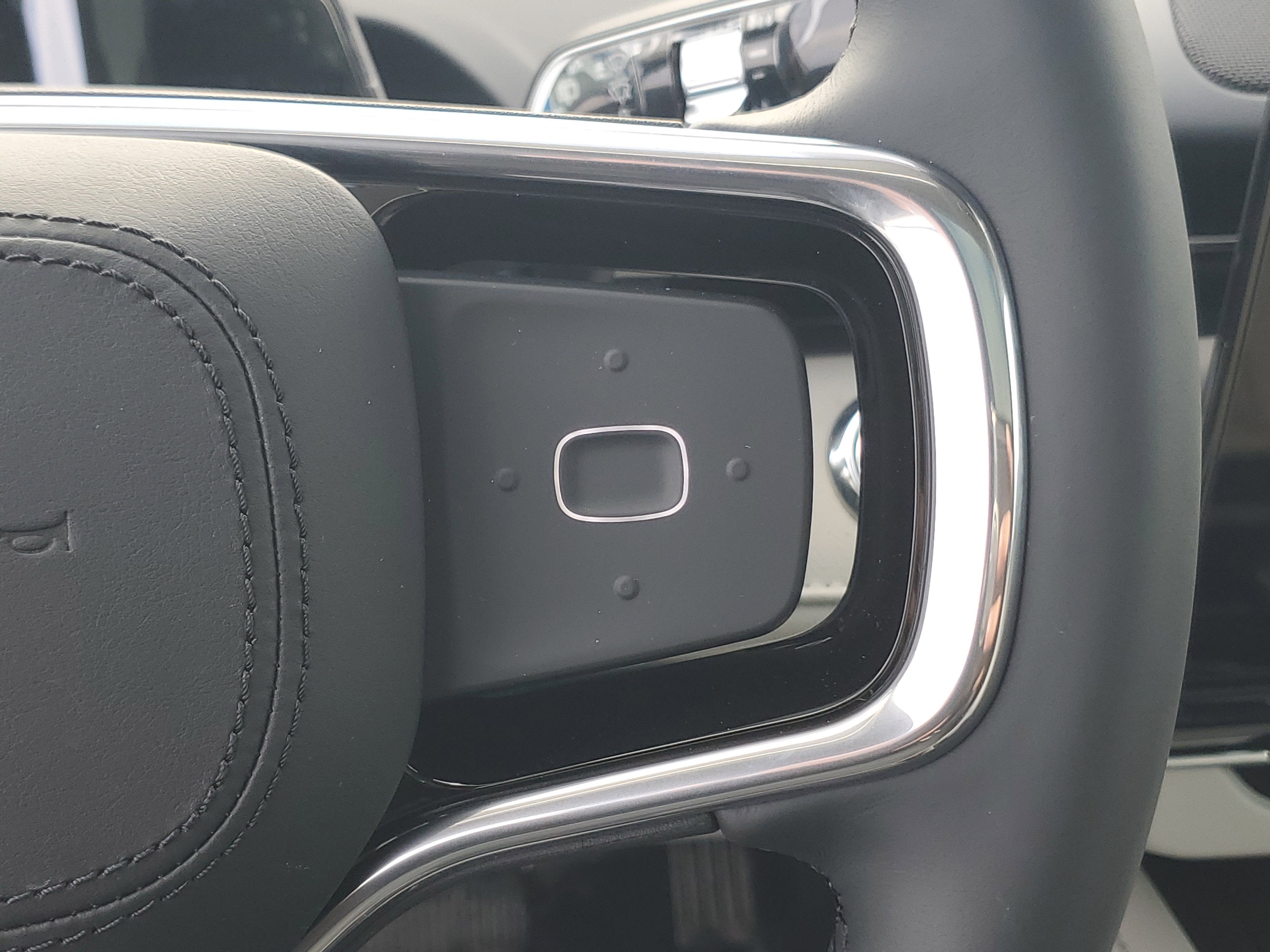 2026 Lincoln Nautilus Premiere Hybrid