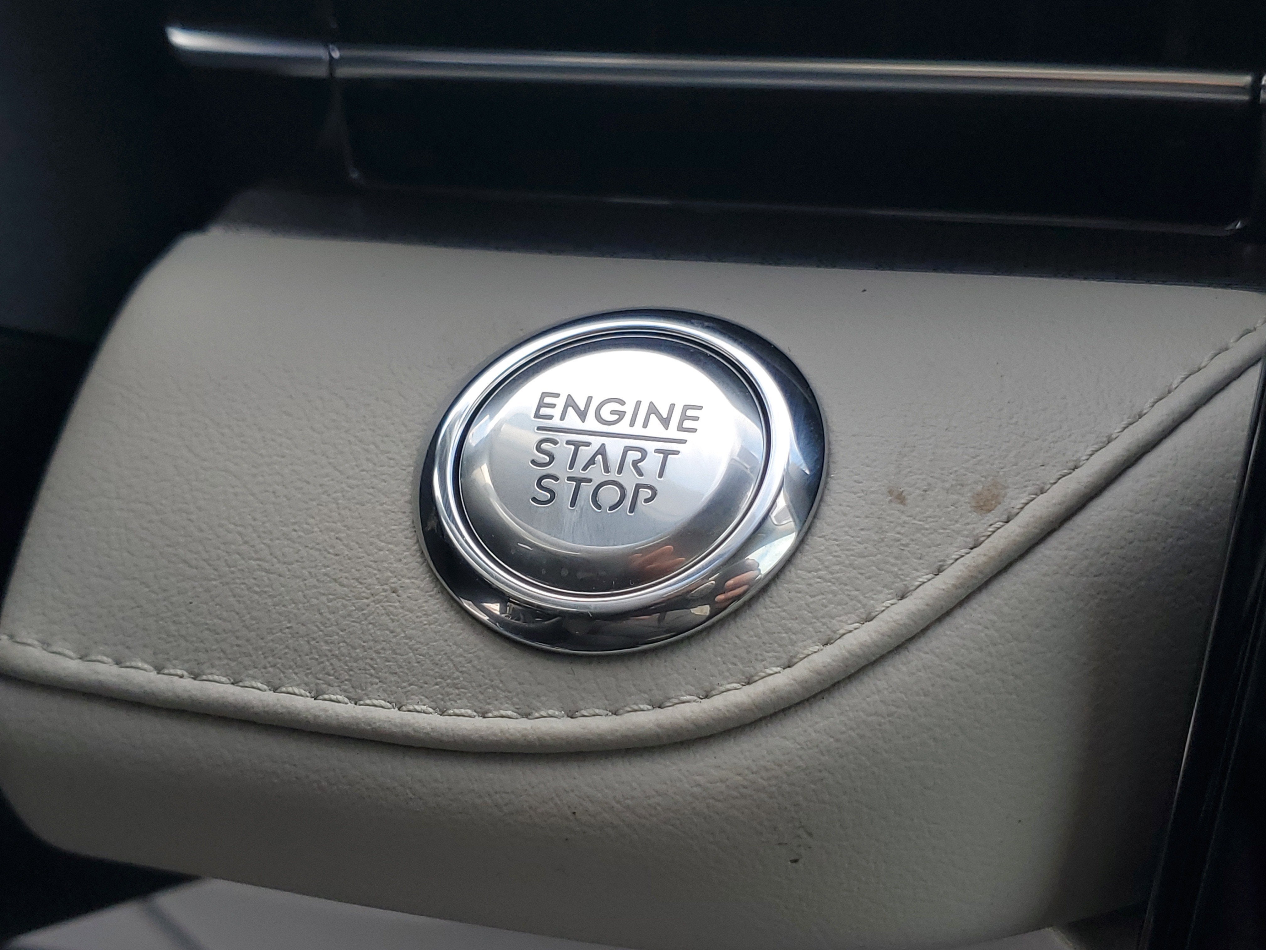 2026 Lincoln Nautilus Premiere Hybrid