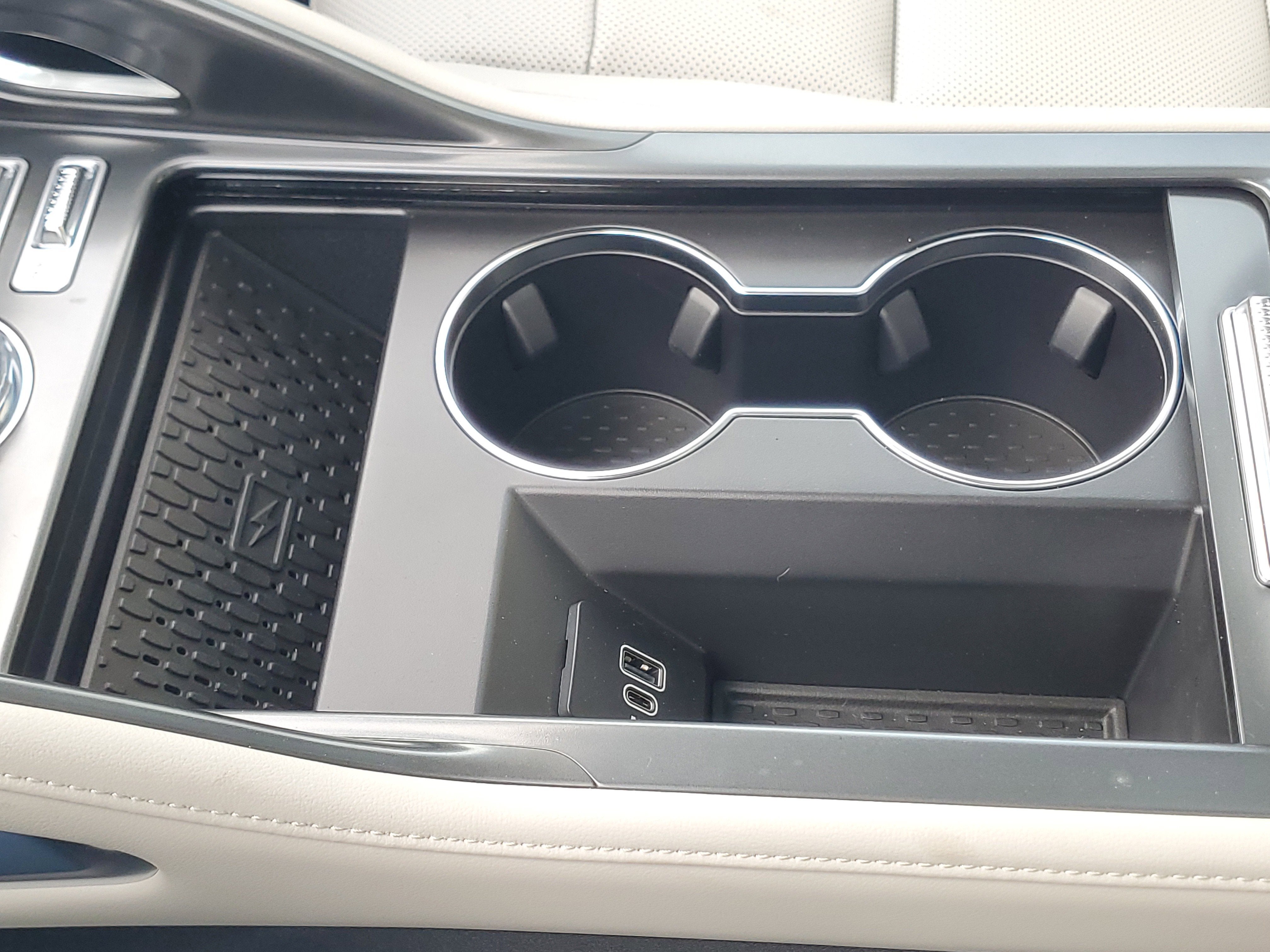 2026 Lincoln Nautilus Premiere Hybrid