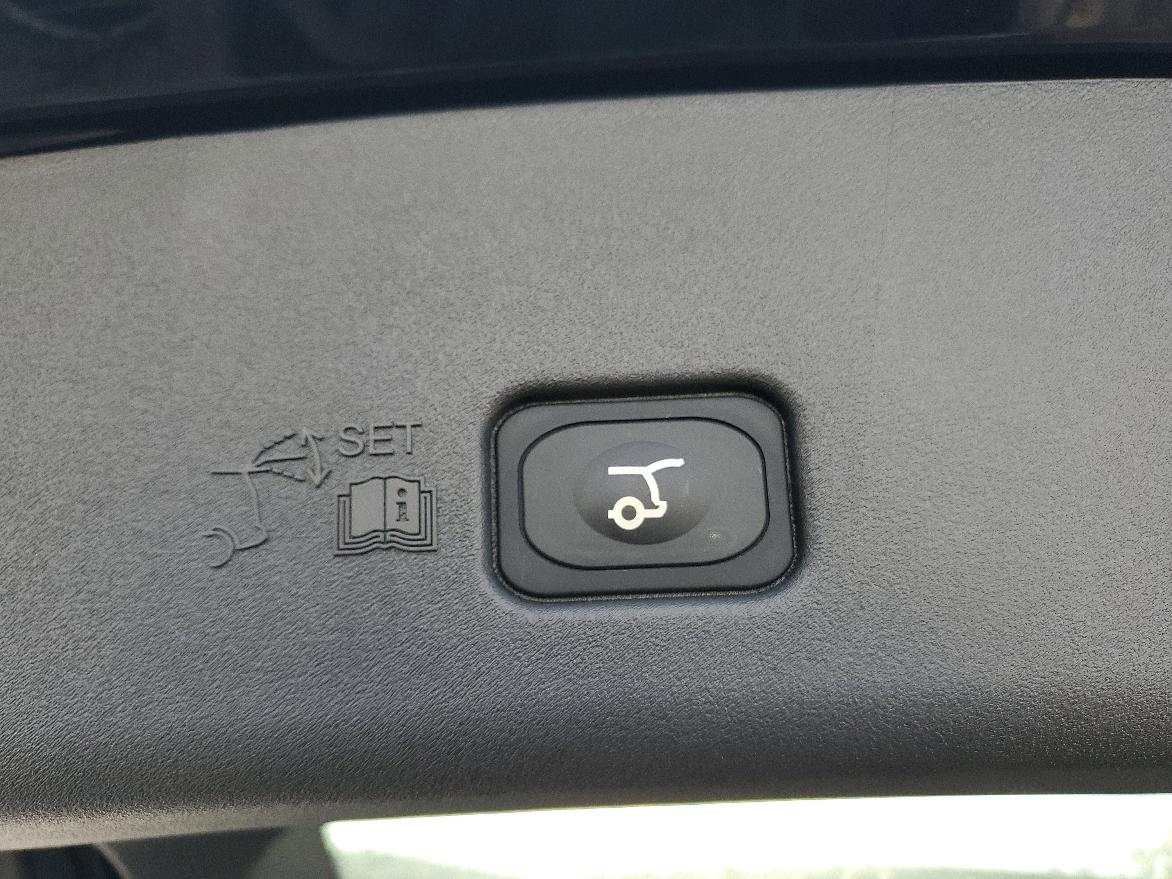 2026 Lincoln Nautilus Premiere Hybrid