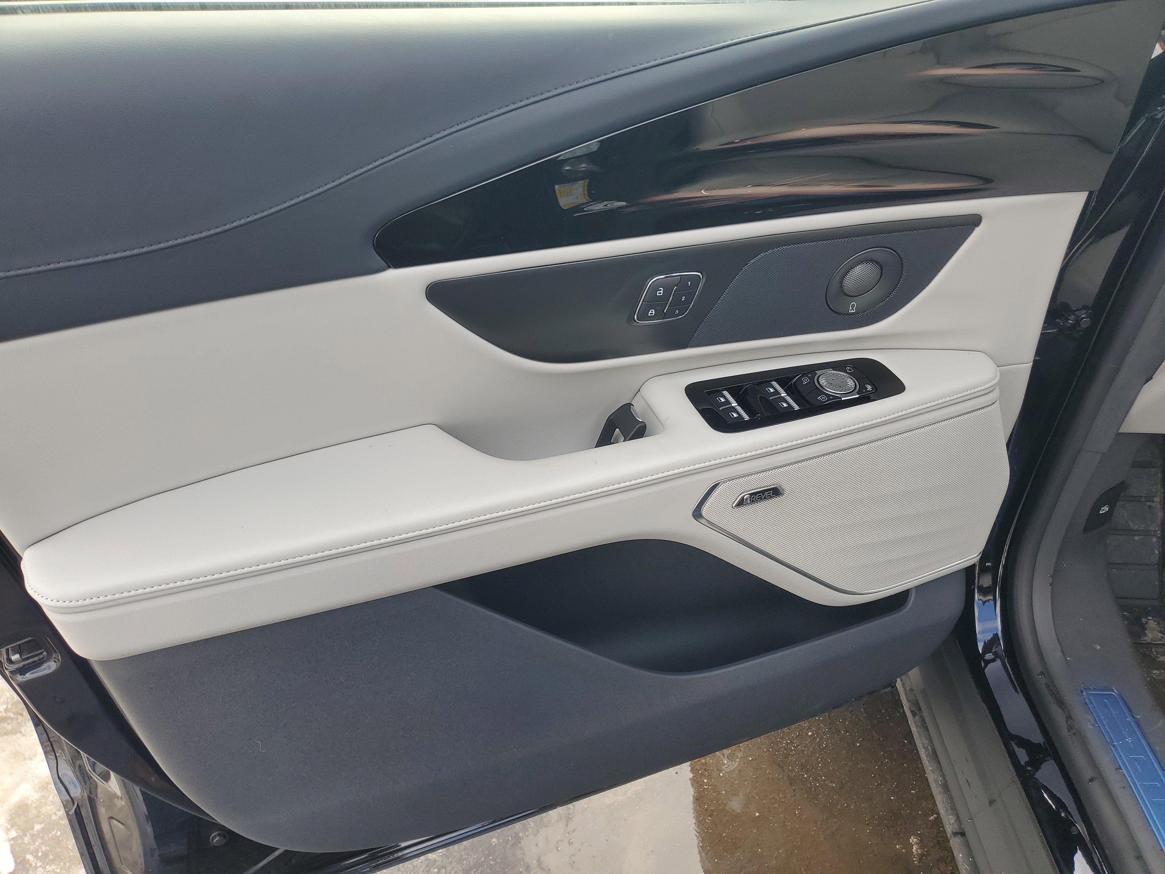 2026 Lincoln Nautilus Premiere Hybrid