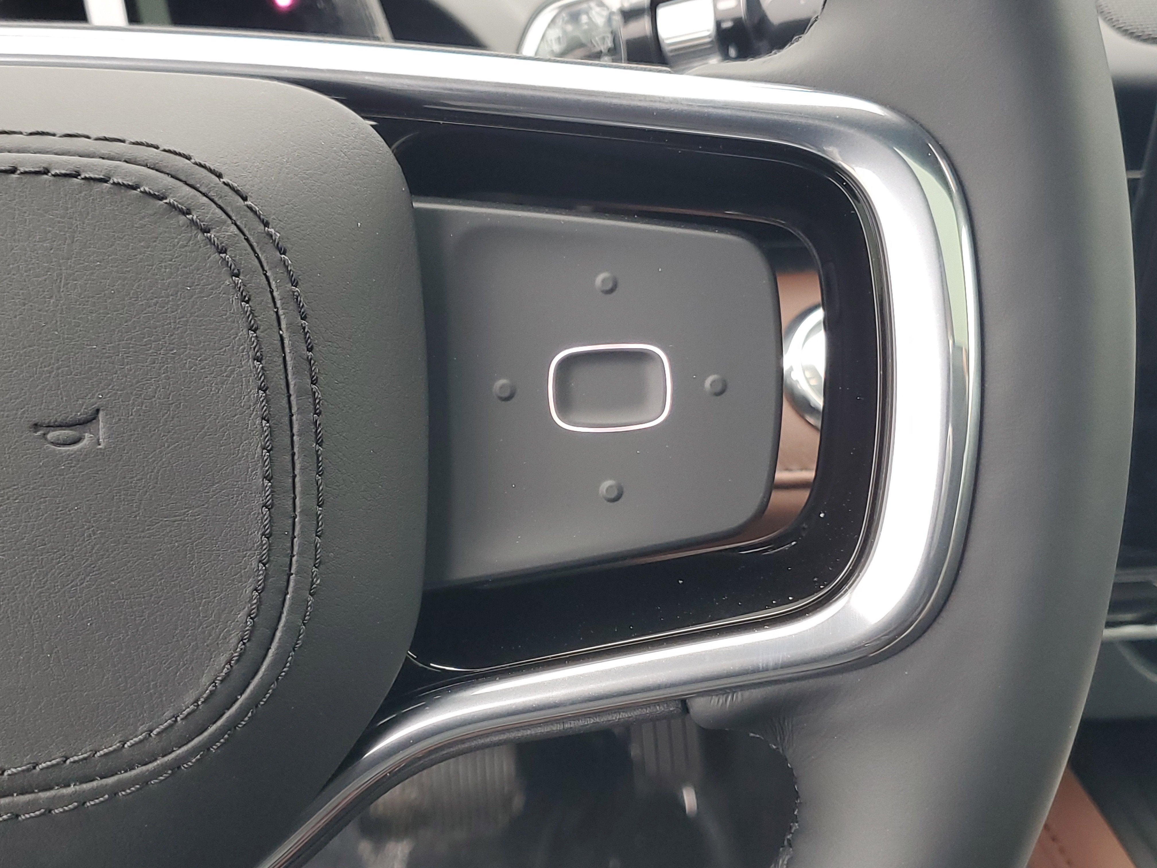 2026 Lincoln Nautilus Reserve Hybrid