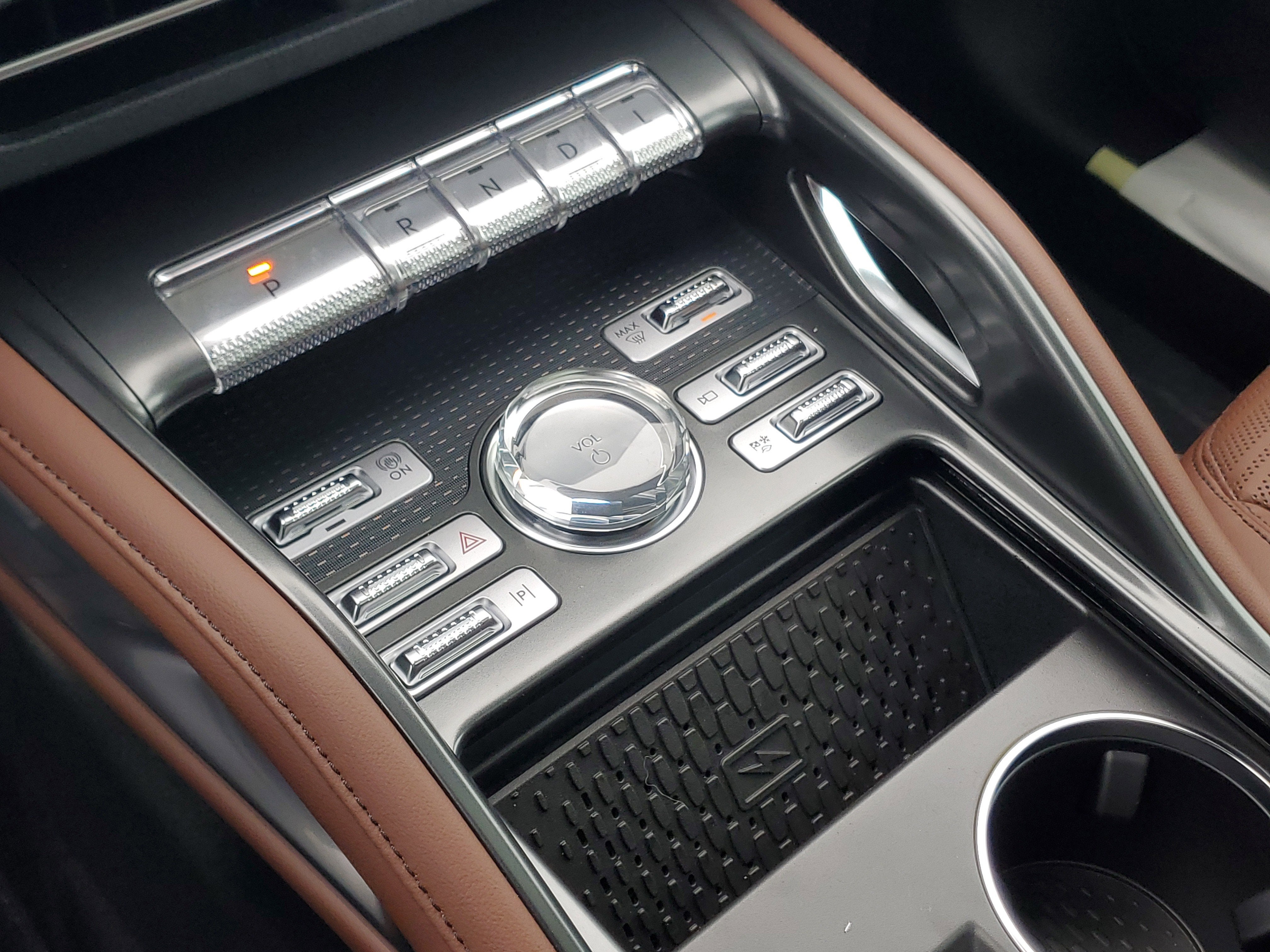 2026 Lincoln Nautilus Reserve Hybrid