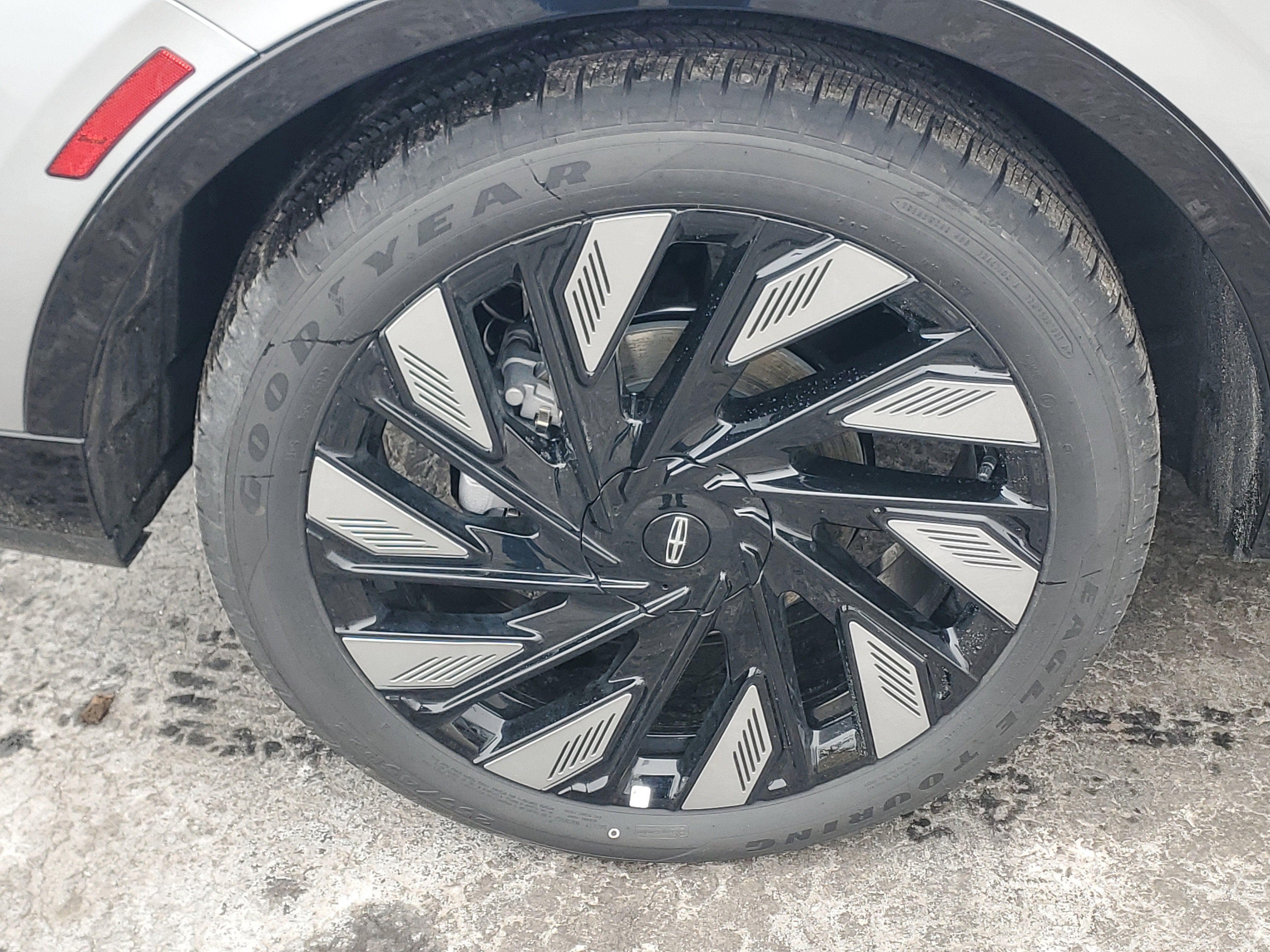 2026 Lincoln Nautilus Reserve Hybrid