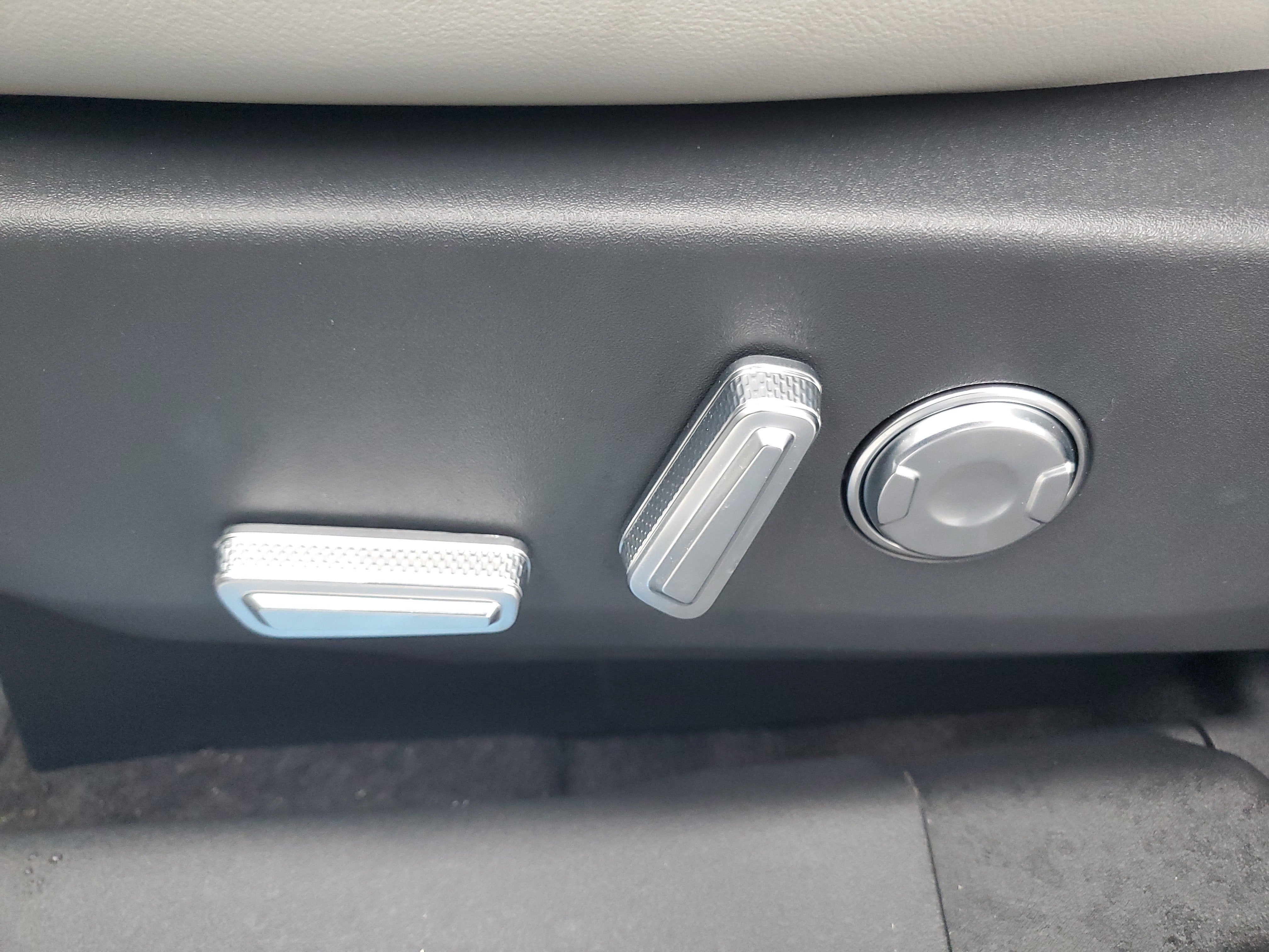 2026 Lincoln Nautilus Reserve Hybrid