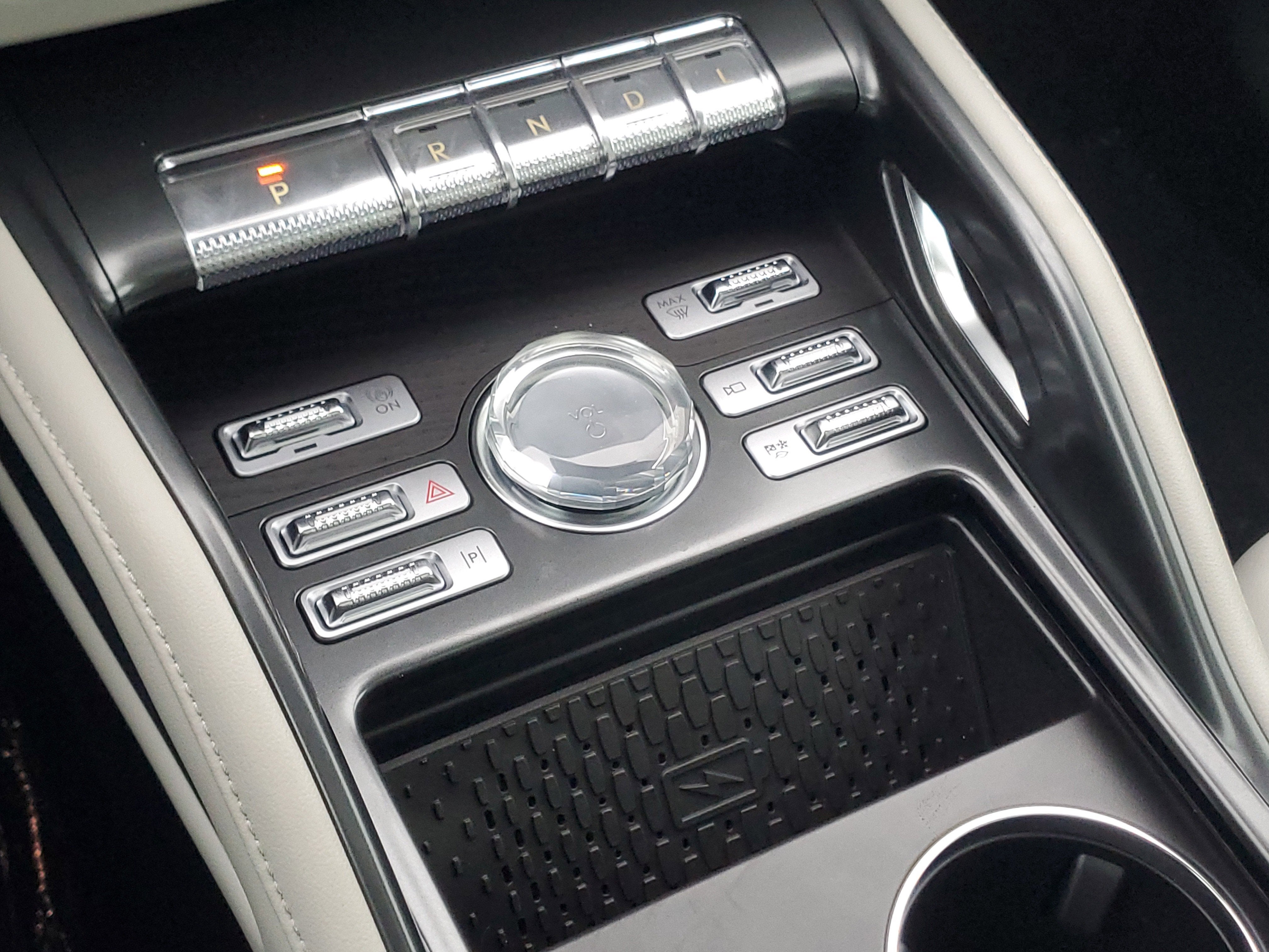 2026 Lincoln Nautilus Reserve Hybrid