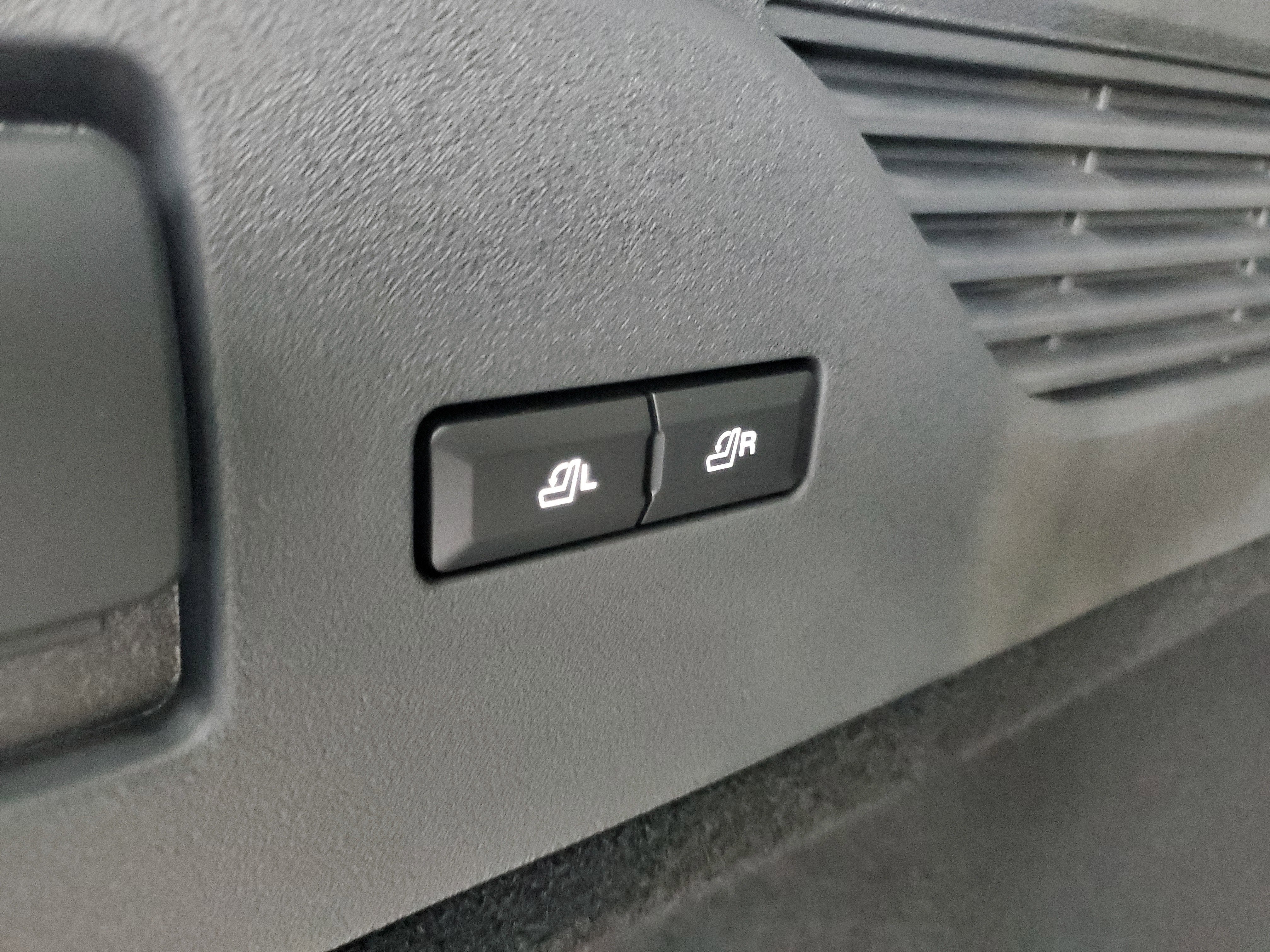 2026 Lincoln Nautilus Reserve Hybrid