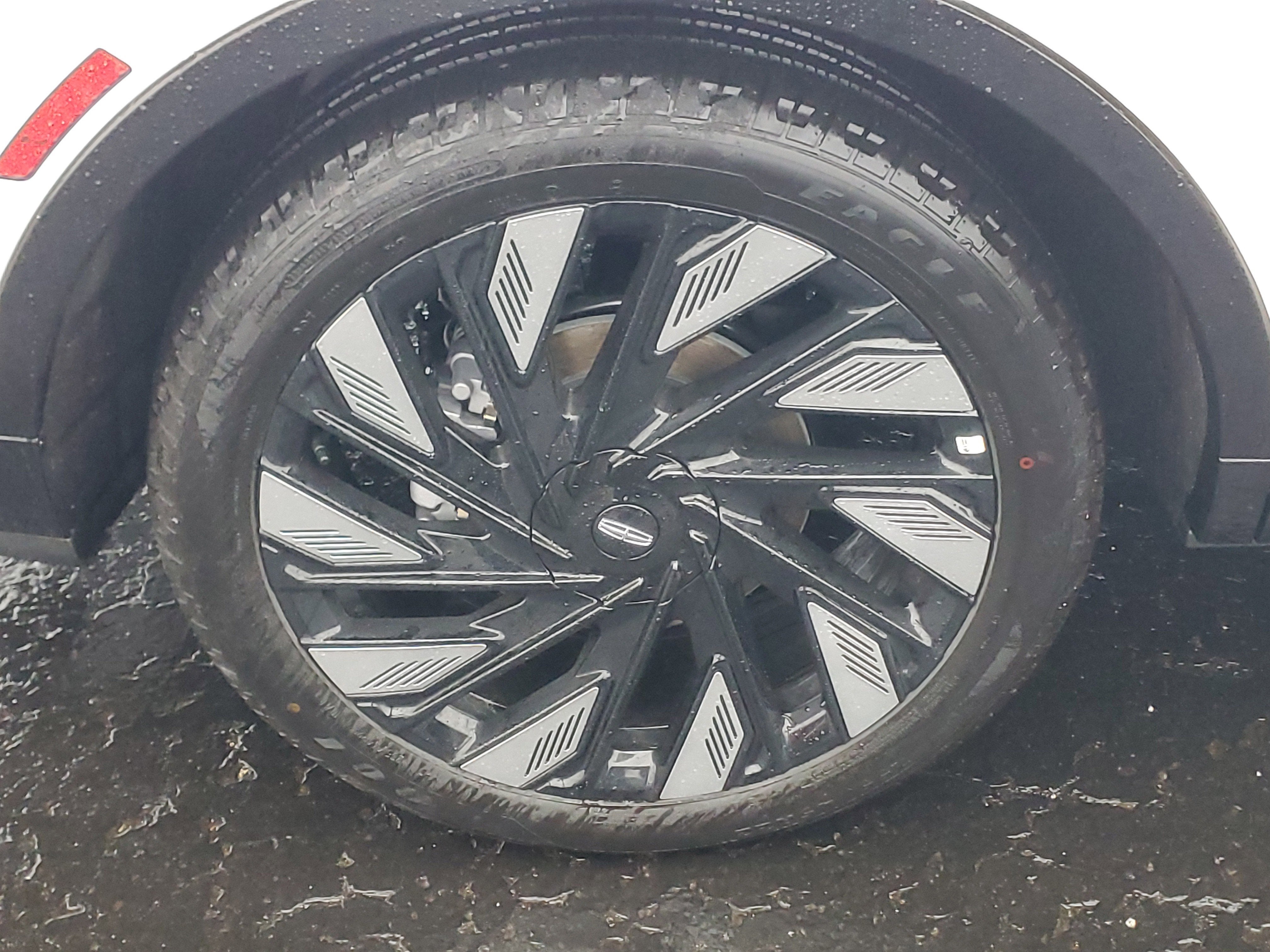 2026 Lincoln Nautilus Reserve Hybrid