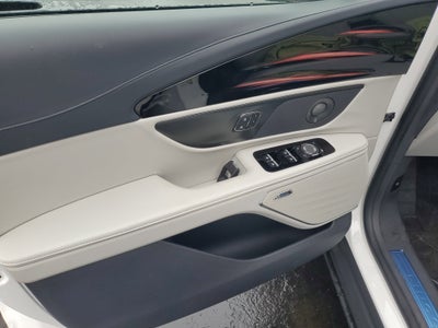 2026 Lincoln Nautilus Reserve Hybrid