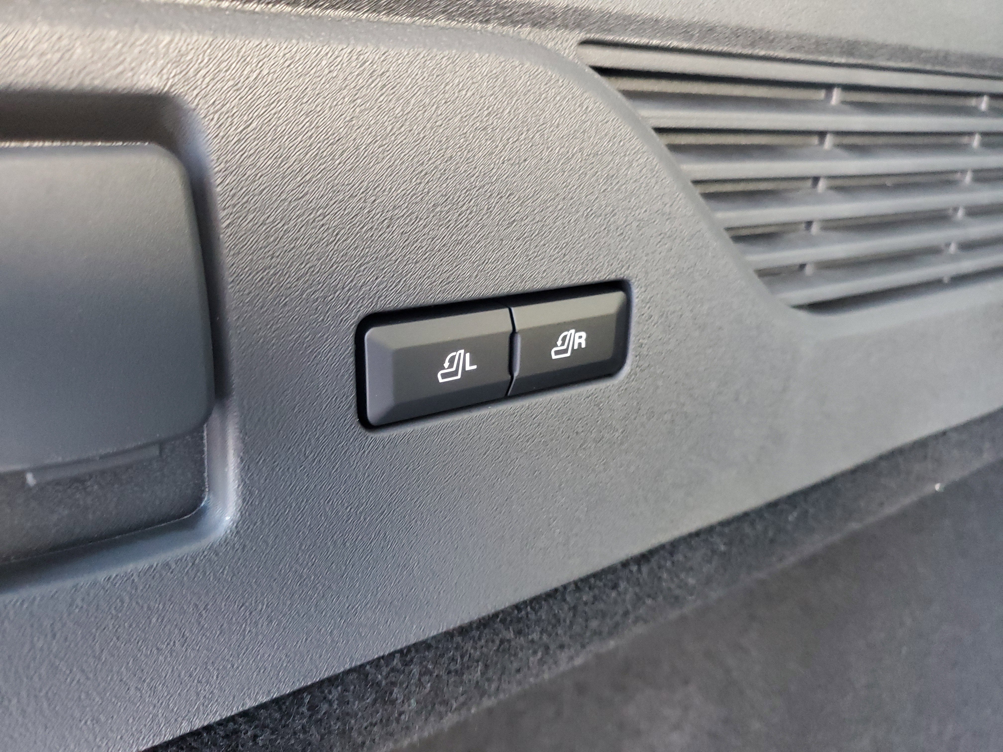 2026 Lincoln Nautilus Reserve Hybrid