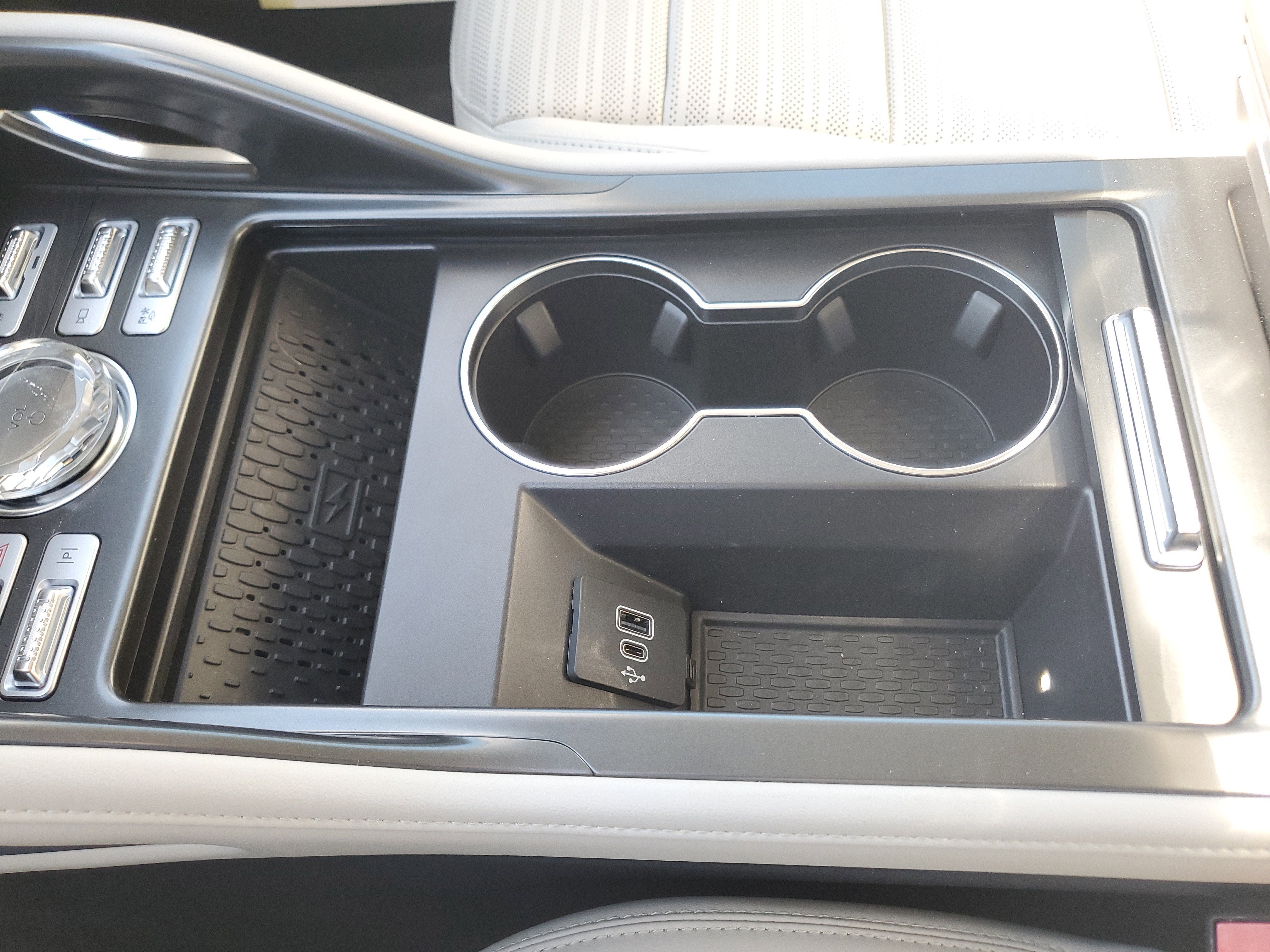 2026 Lincoln Nautilus Reserve Hybrid