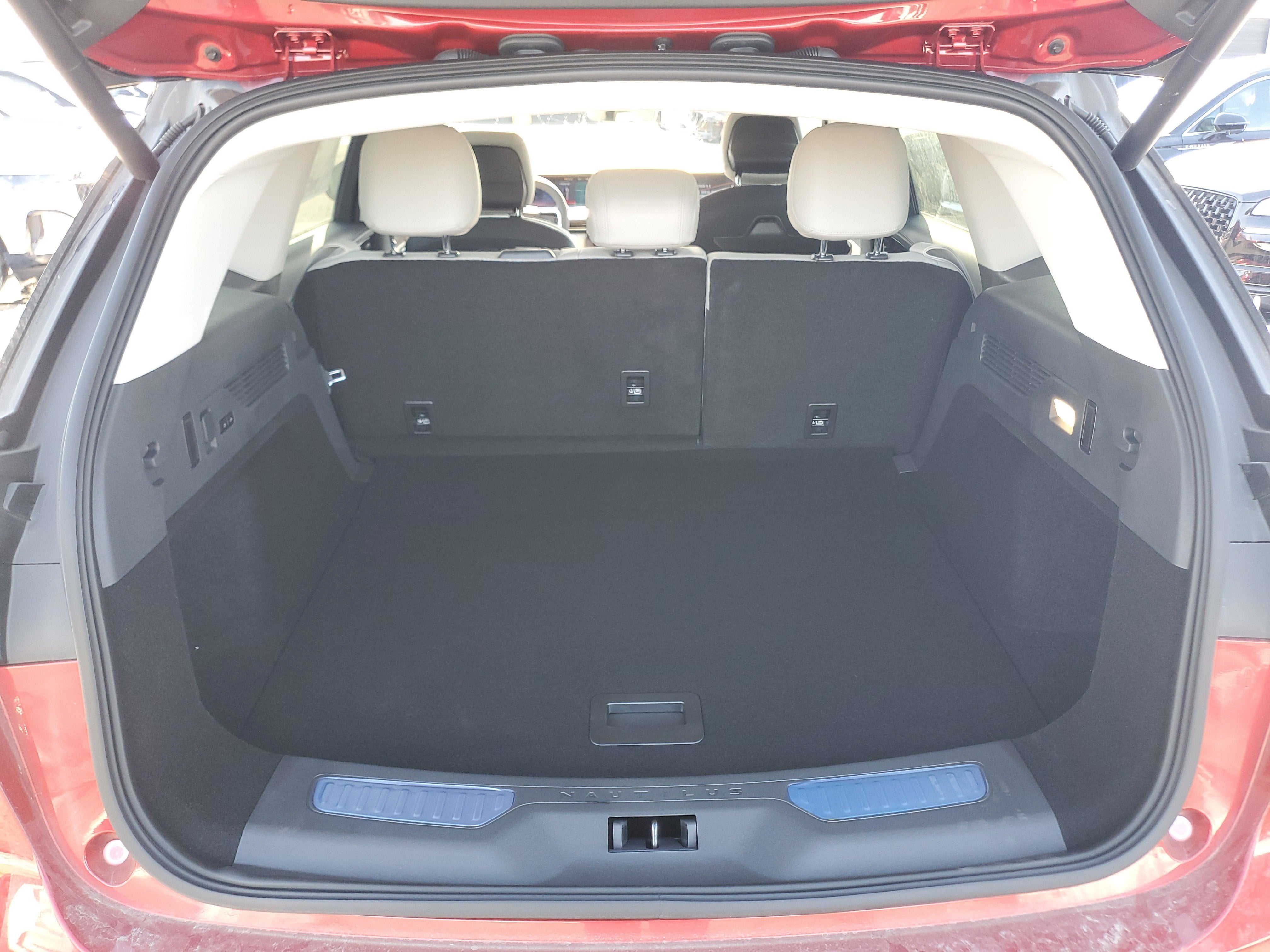 2026 Lincoln Nautilus Reserve Hybrid