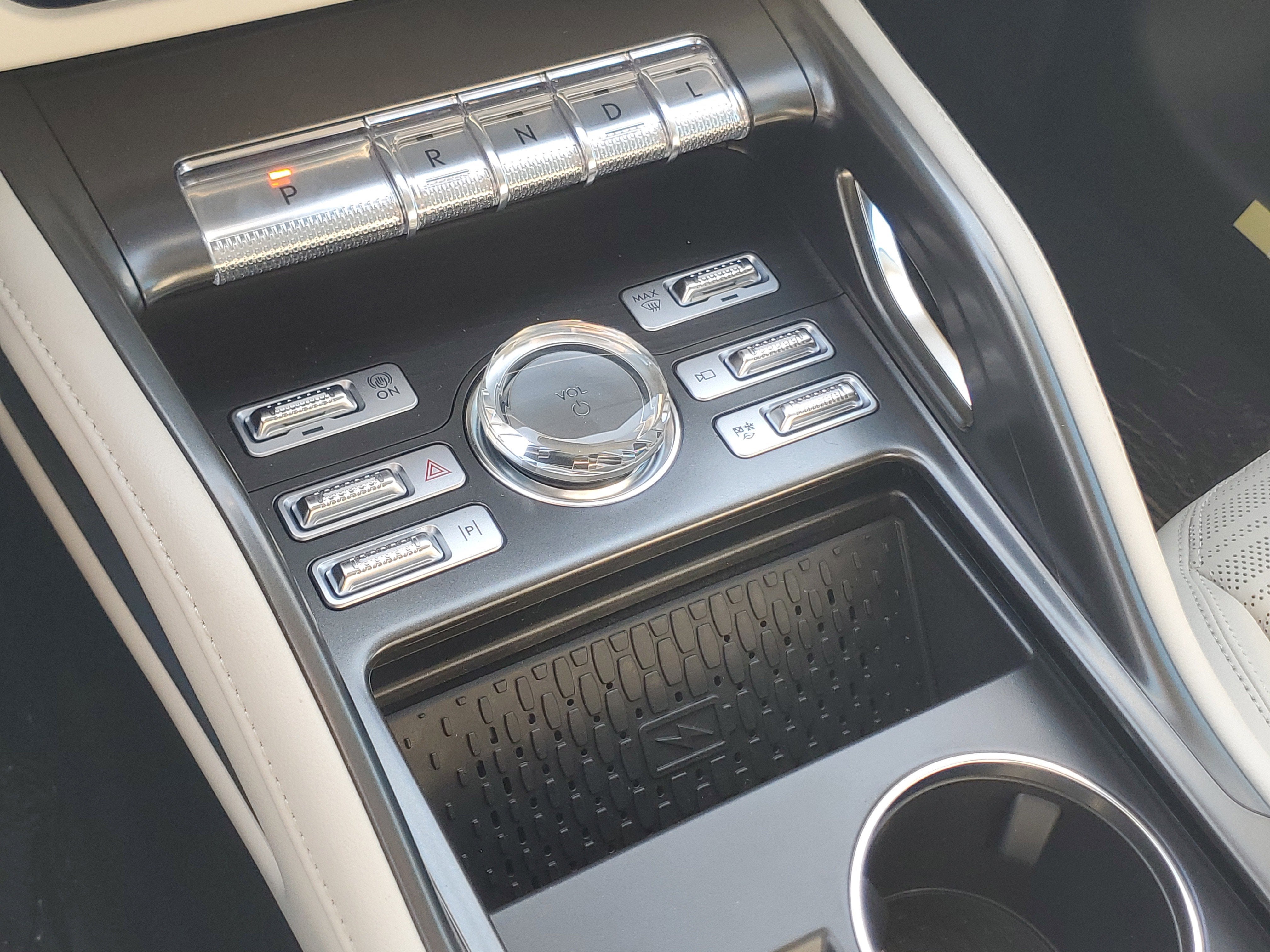 2026 Lincoln Nautilus Reserve Hybrid