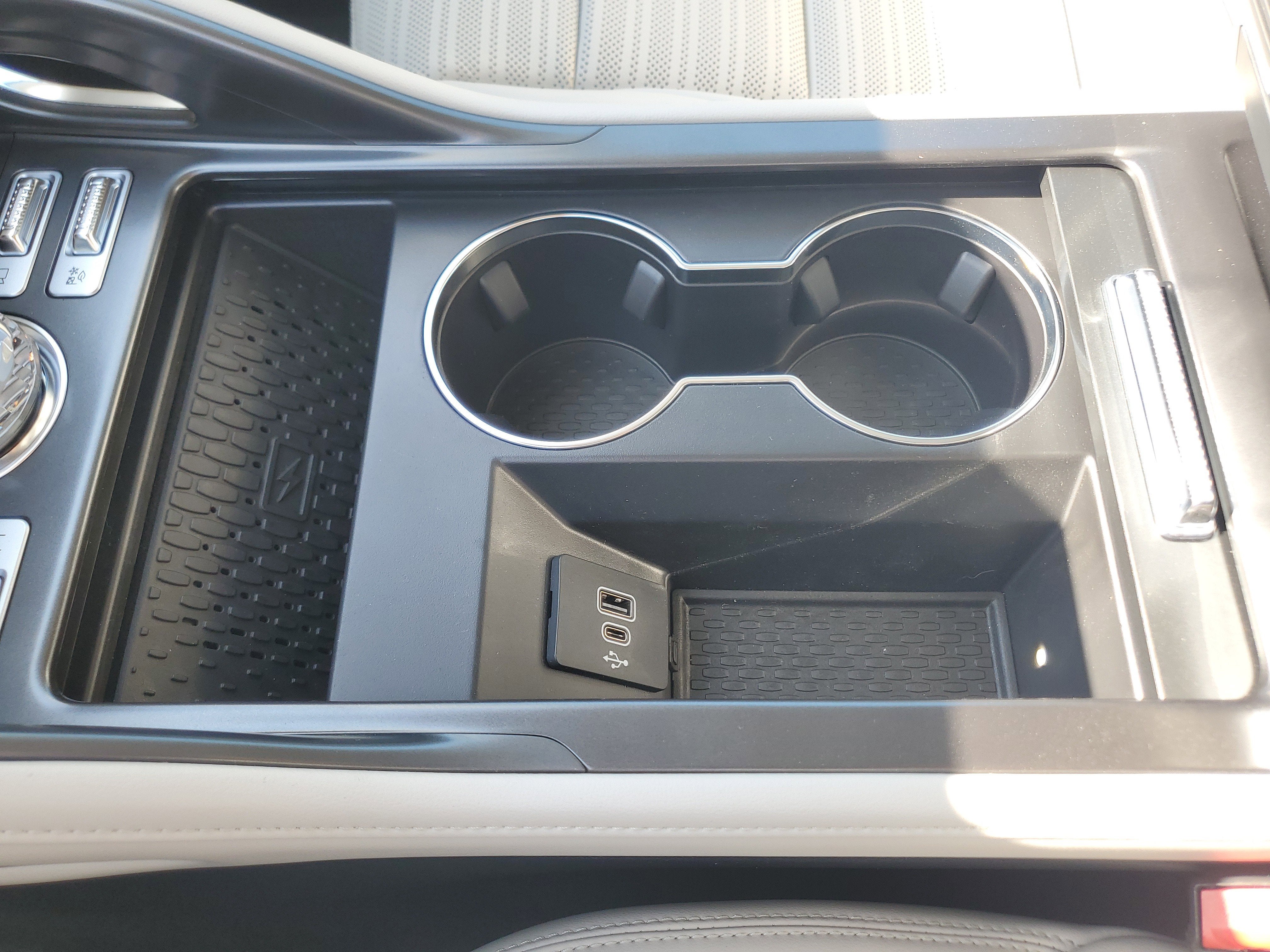 2026 Lincoln Nautilus Reserve Hybrid