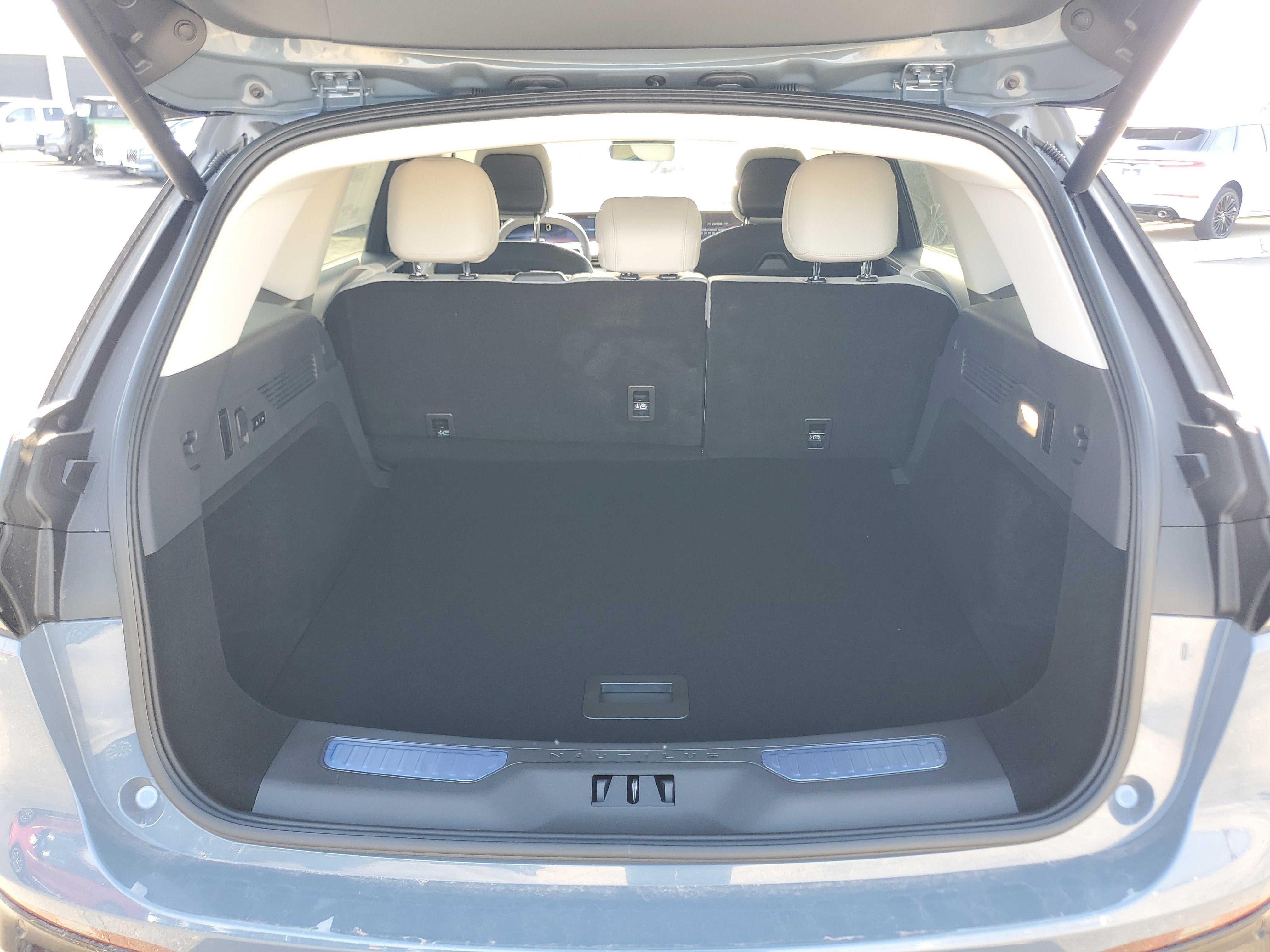 2026 Lincoln Nautilus Reserve Hybrid