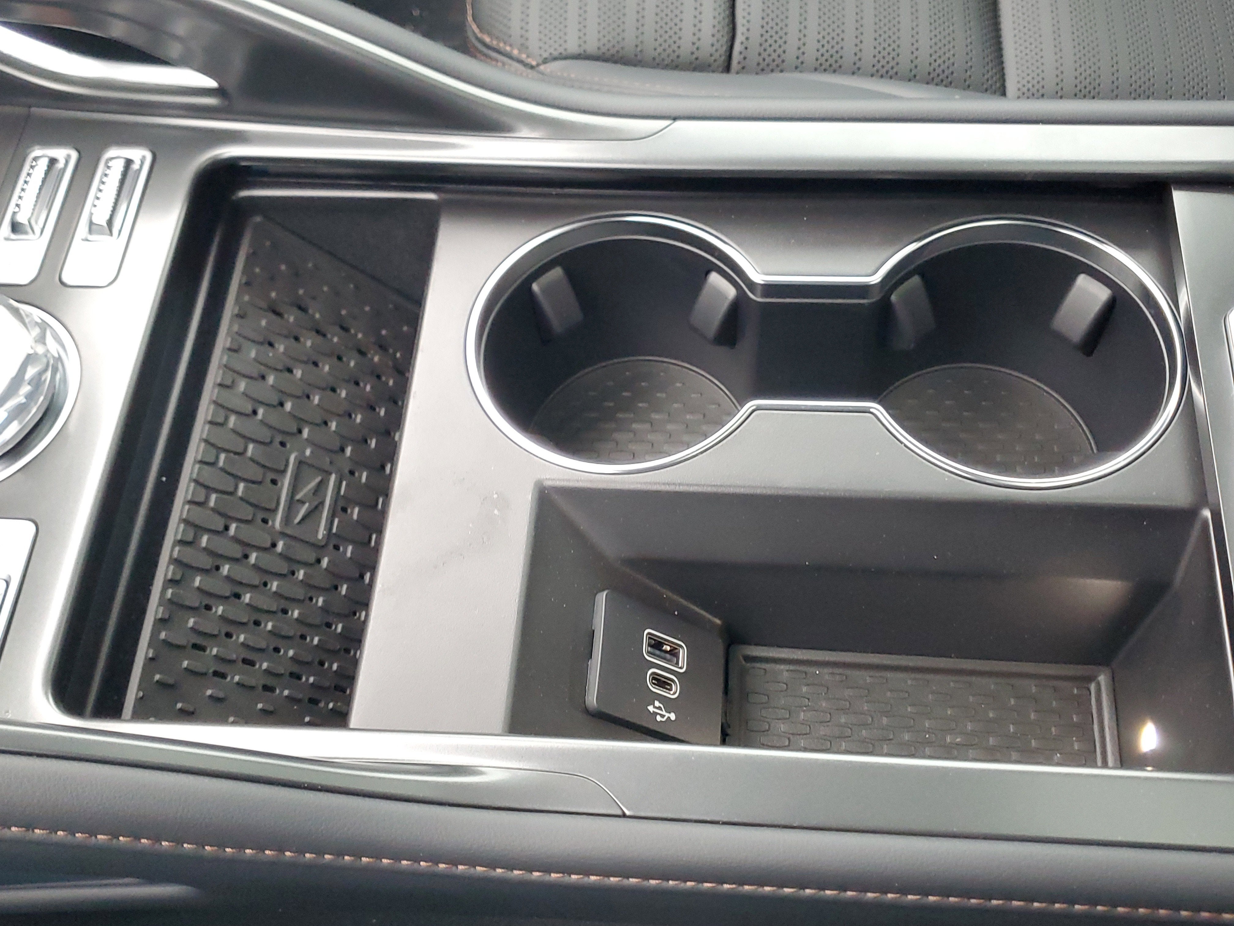 2026 Lincoln Nautilus Reserve Hybrid