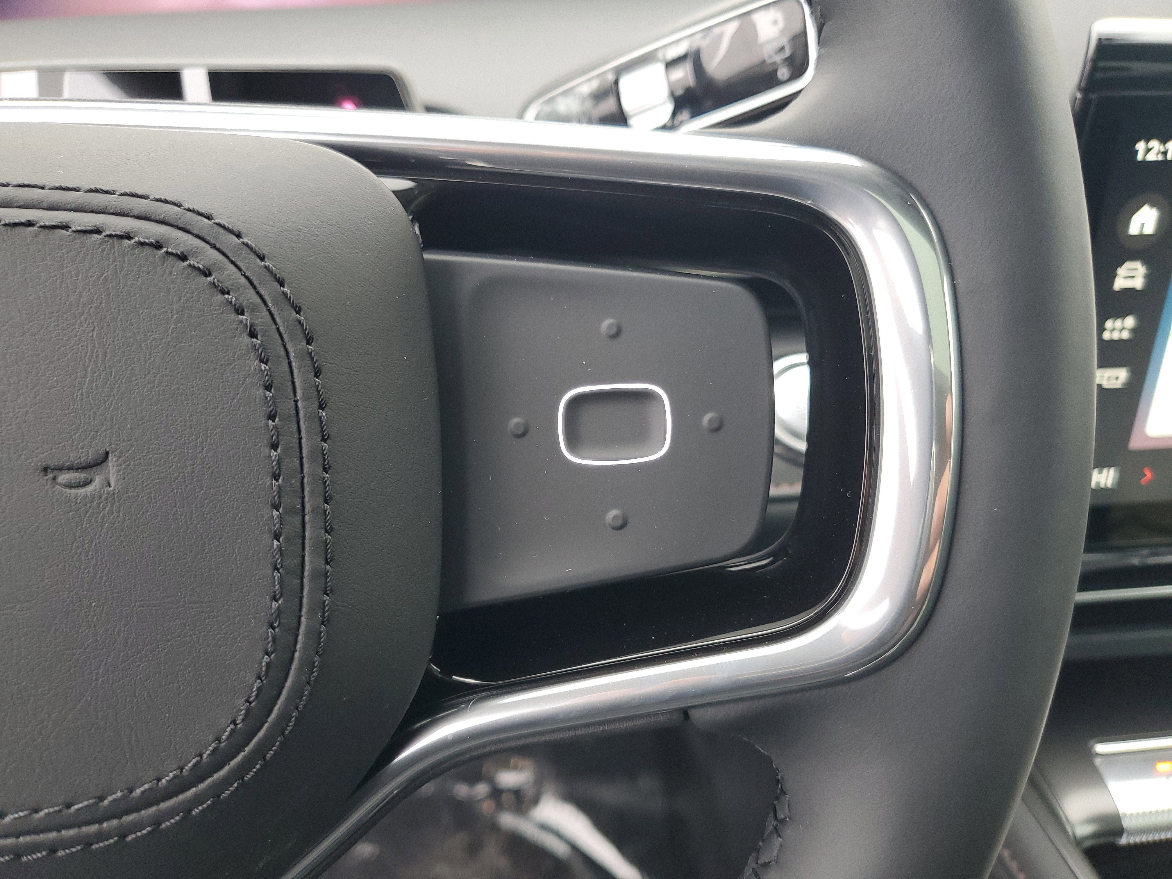 2026 Lincoln Nautilus Reserve Hybrid