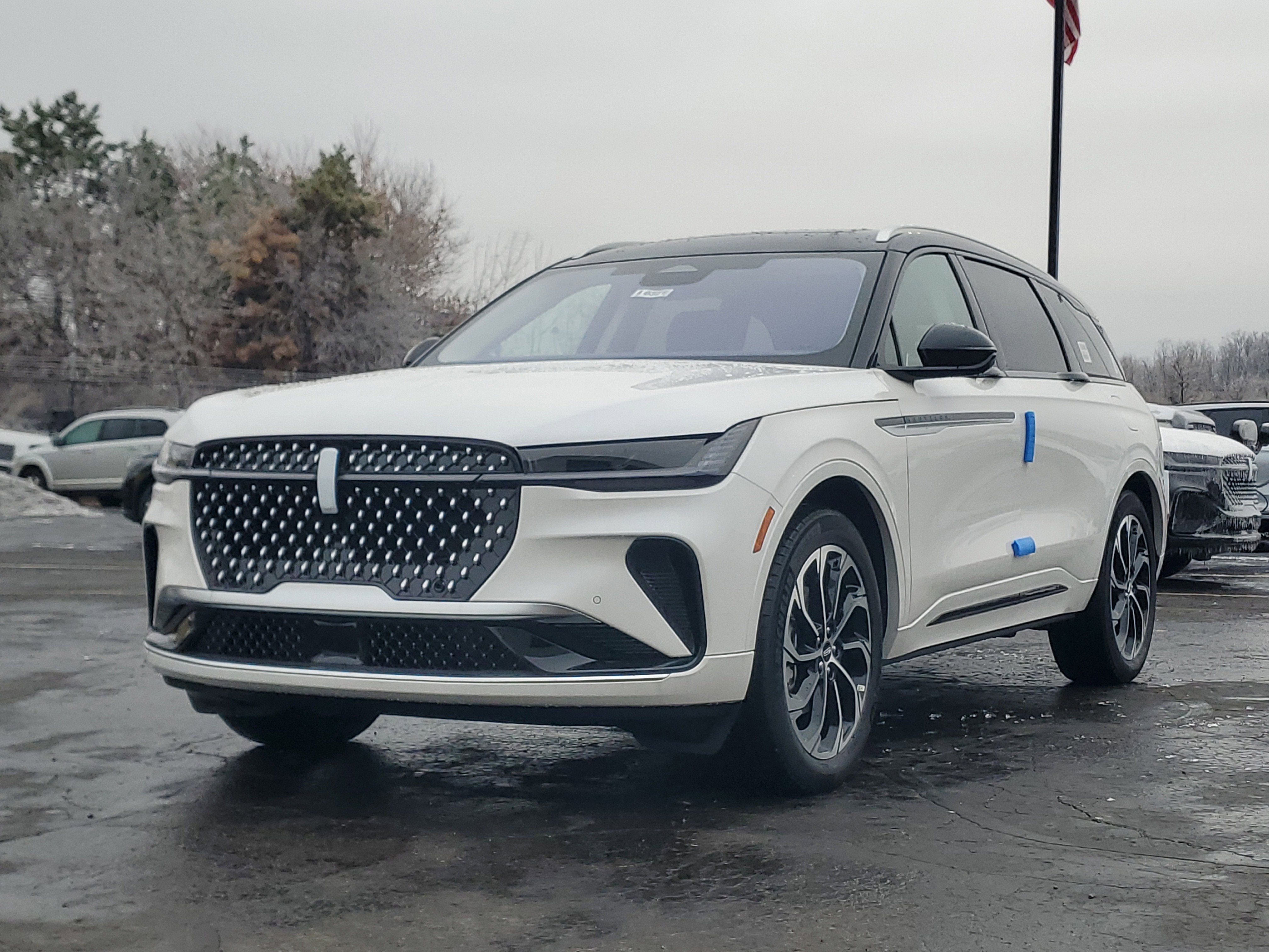 2026 Lincoln Nautilus Reserve Hybrid