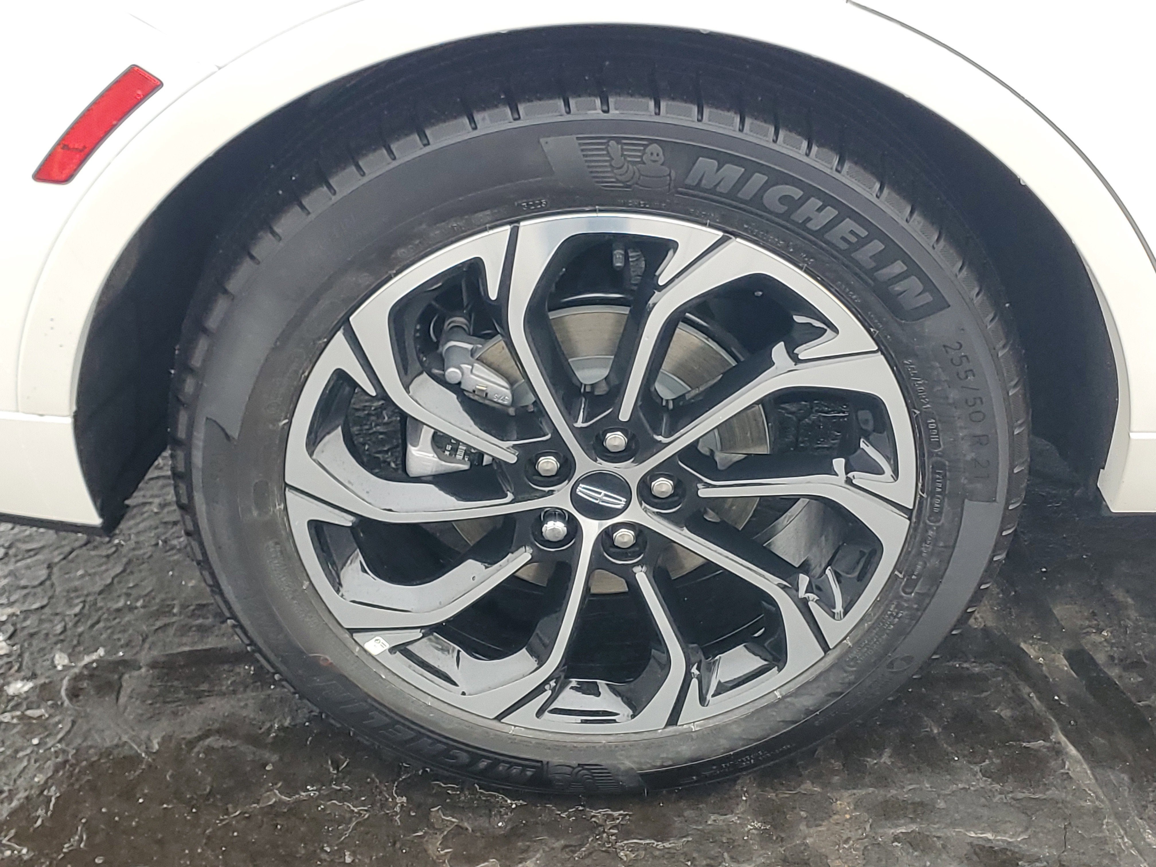 2026 Lincoln Nautilus Reserve Hybrid