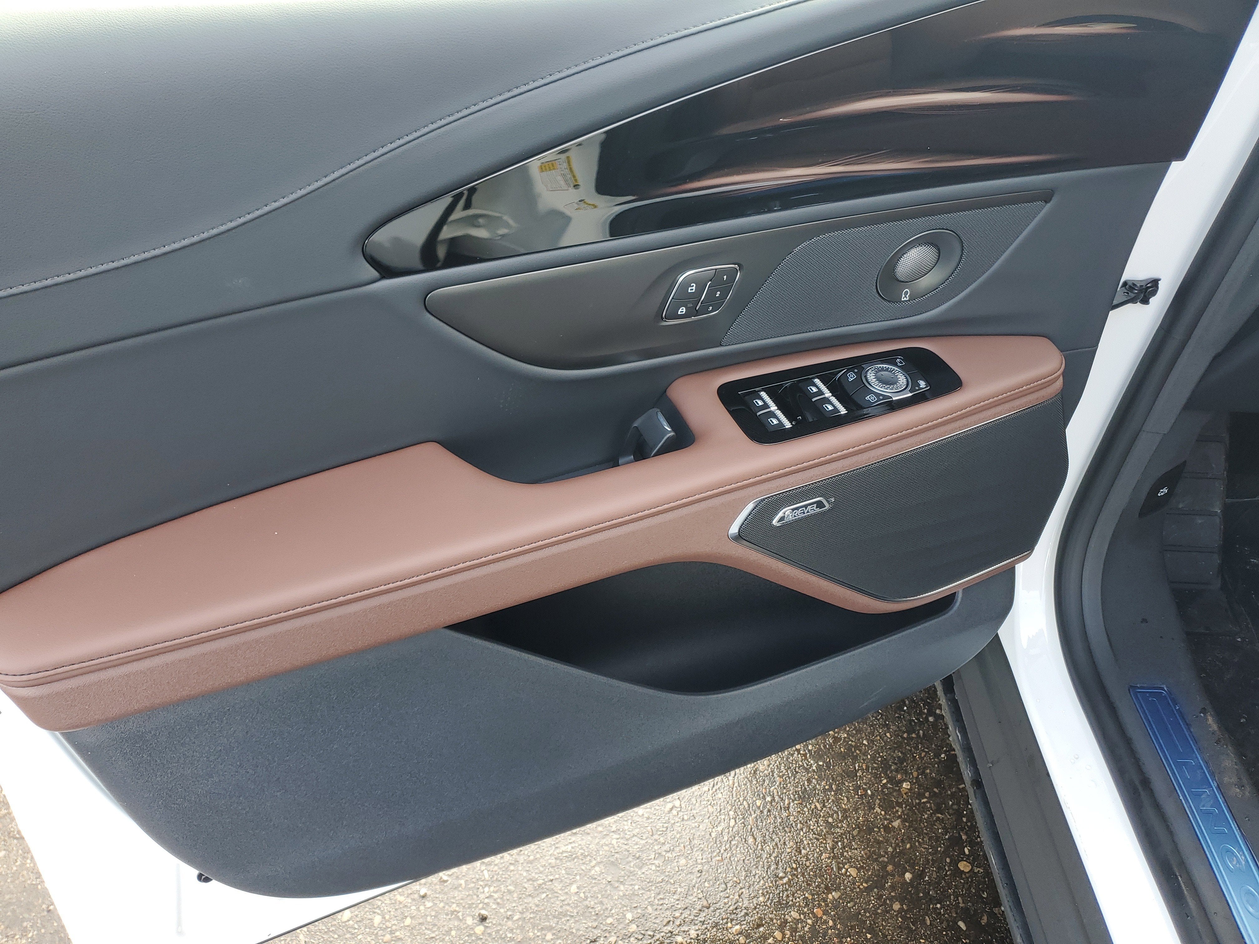 2026 Lincoln Nautilus Reserve Hybrid