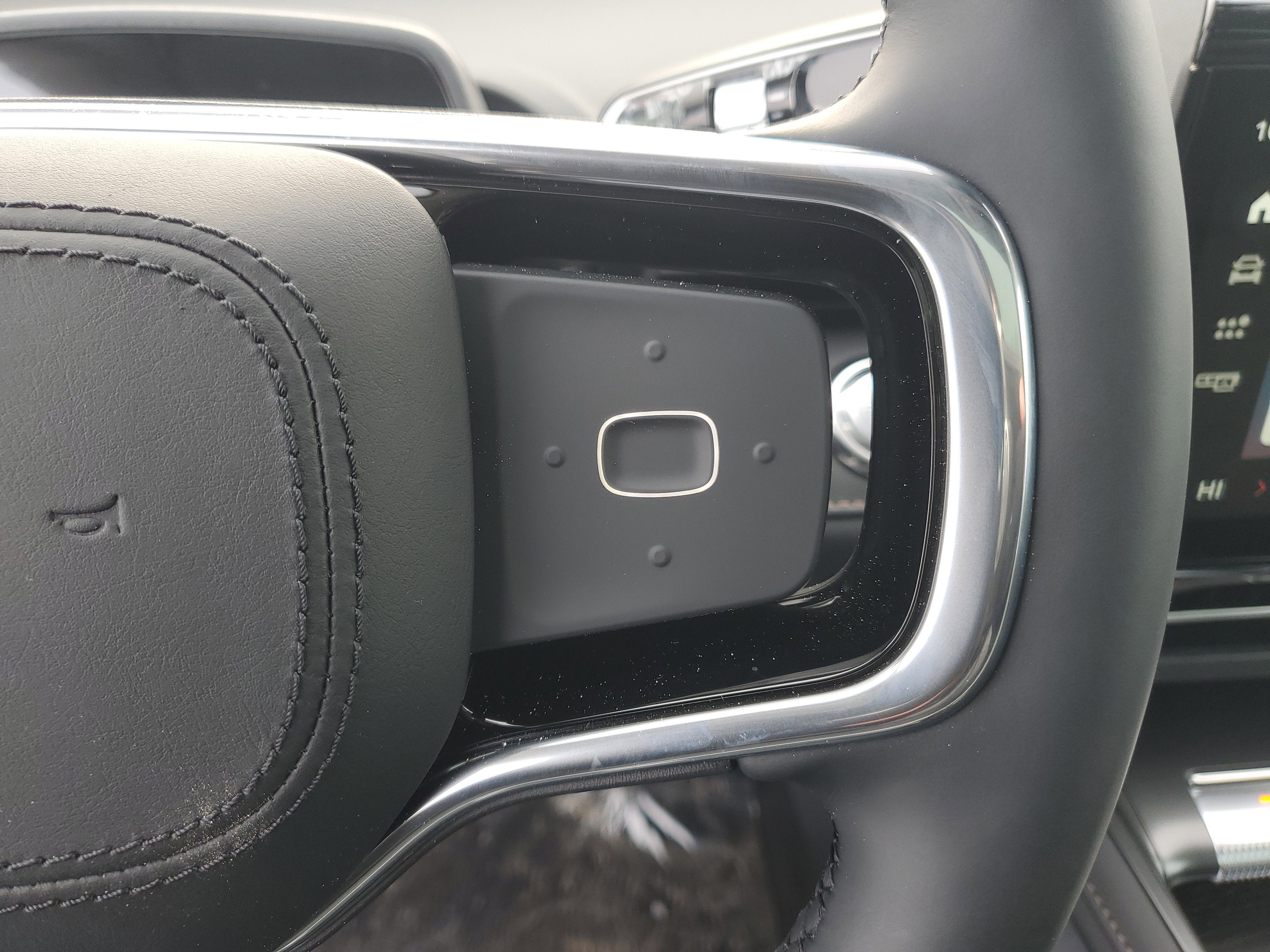 2026 Lincoln Nautilus Reserve Hybrid