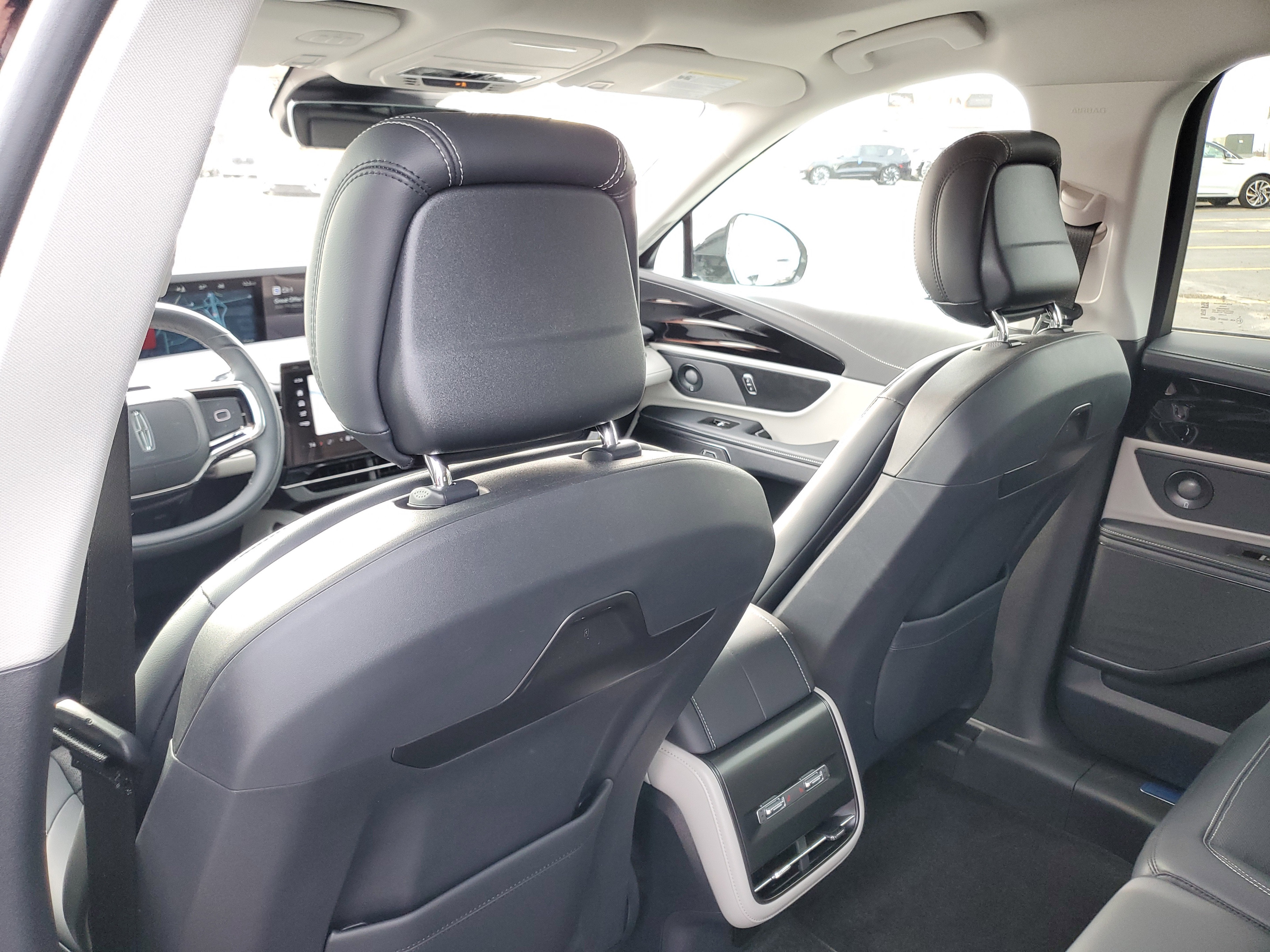 2025 Lincoln Nautilus Reserve