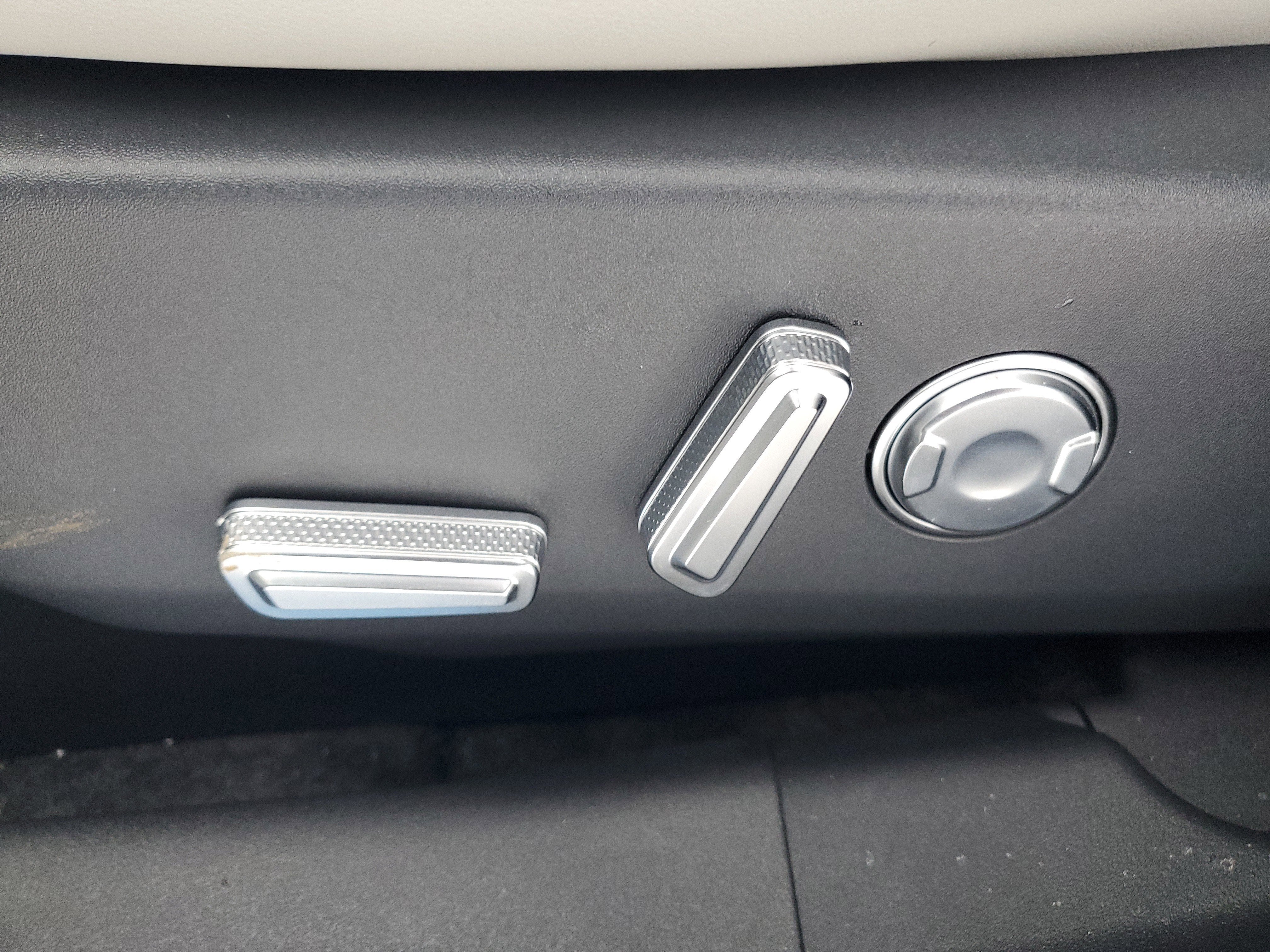 2026 Lincoln Nautilus Reserve Hybrid