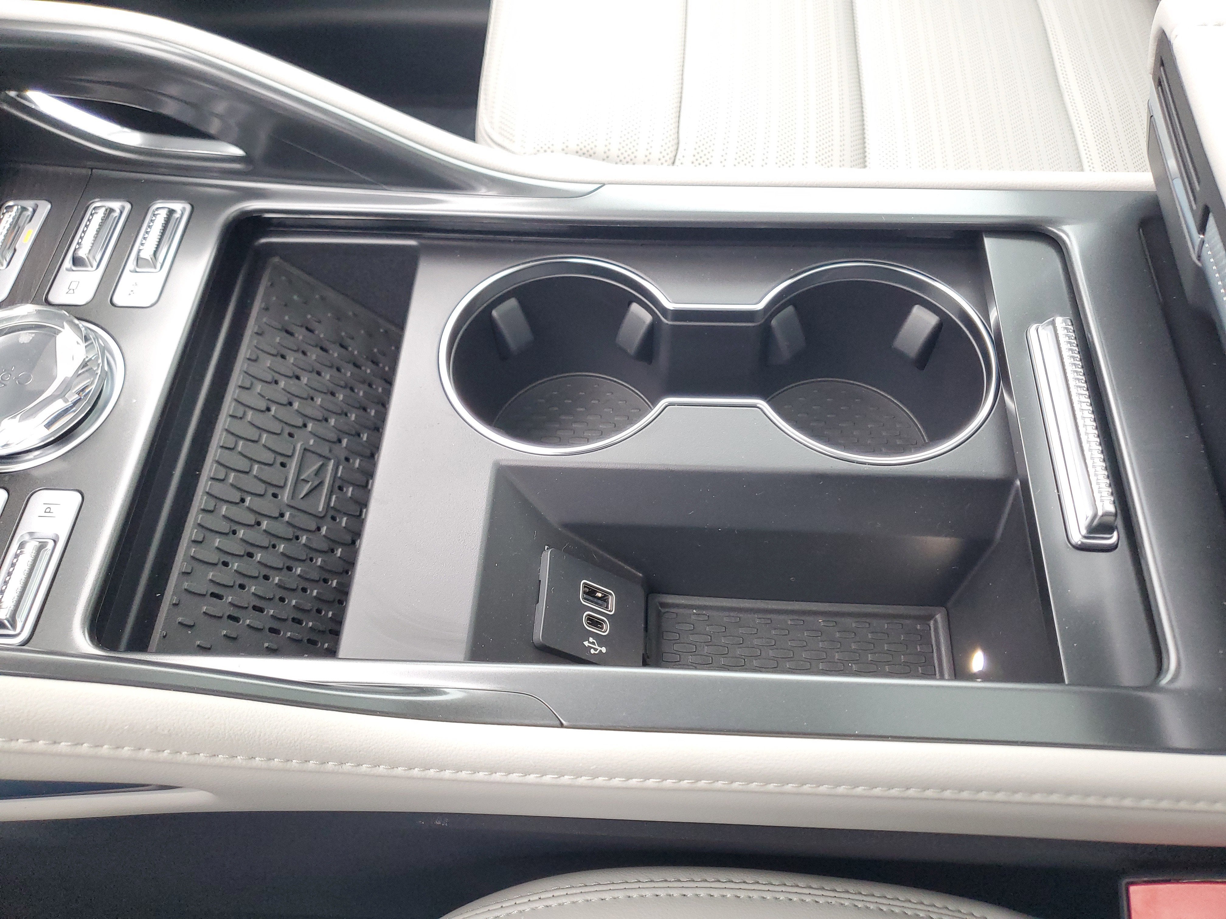 2026 Lincoln Nautilus Reserve Hybrid