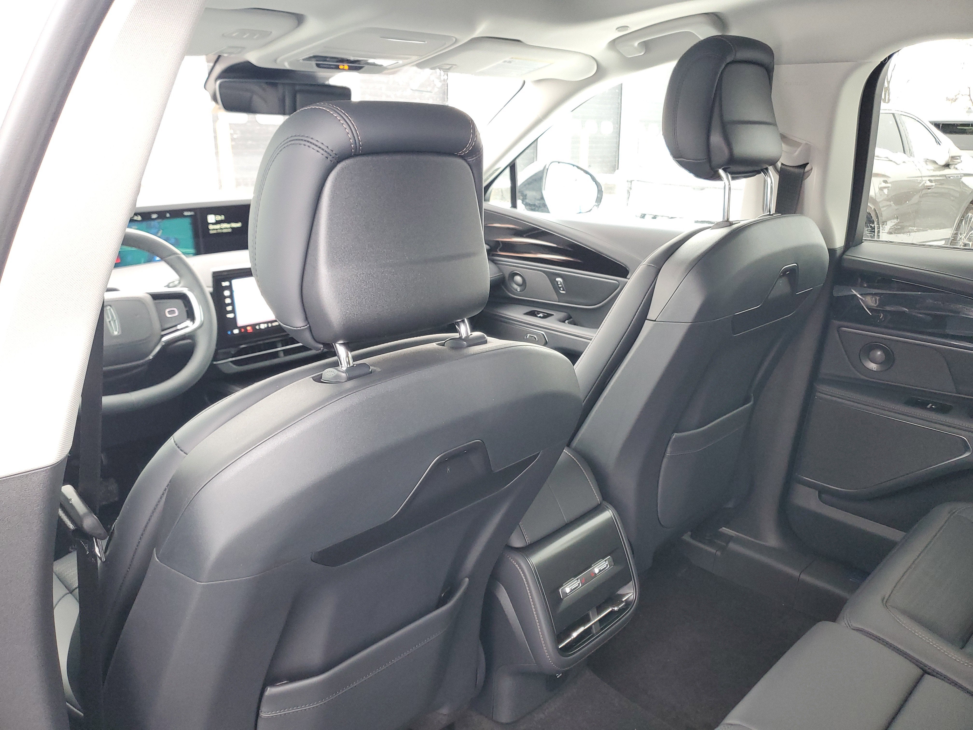 2026 Lincoln Nautilus Reserve Hybrid