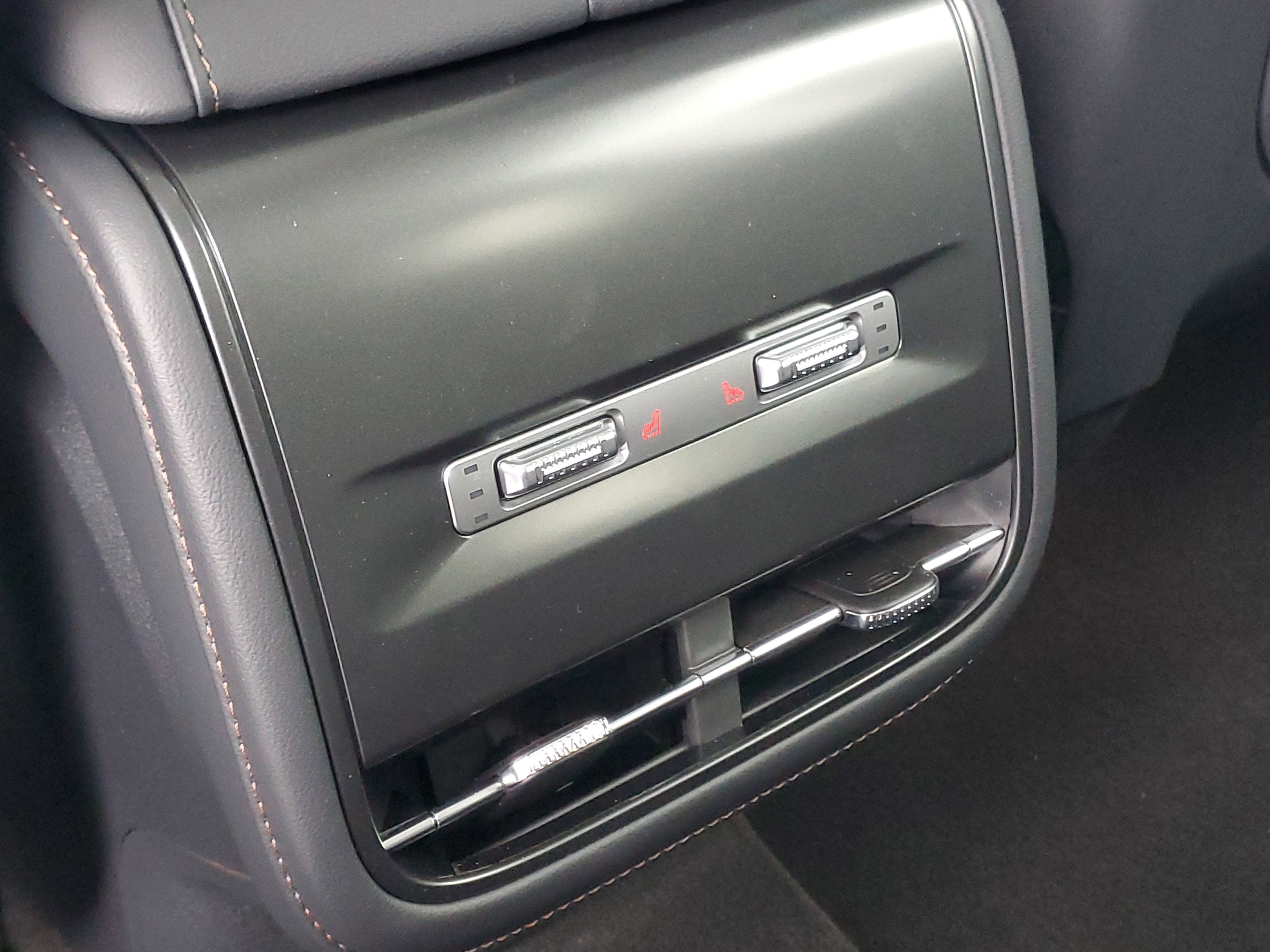 2026 Lincoln Nautilus Reserve Hybrid