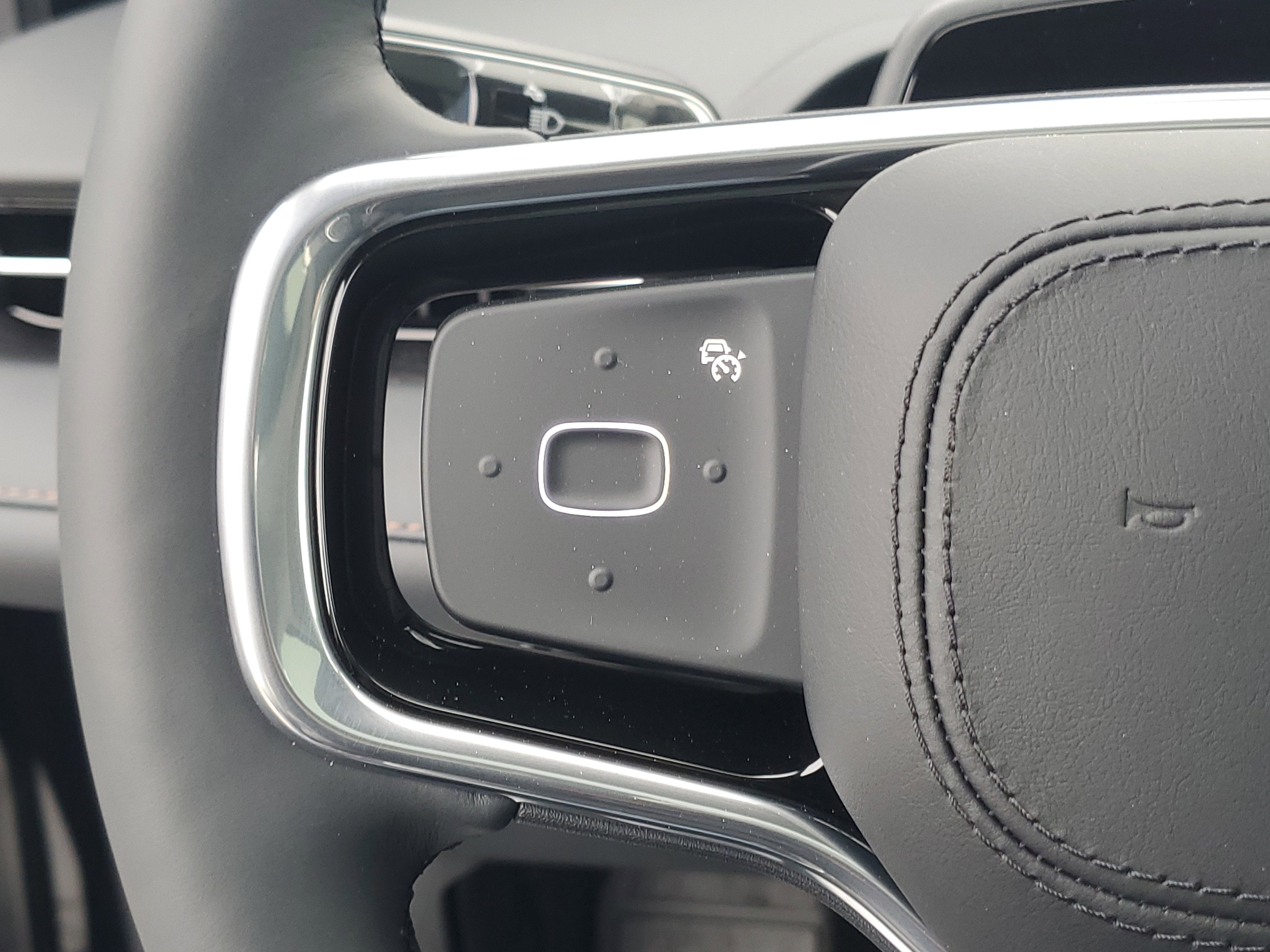 2026 Lincoln Nautilus Reserve Hybrid