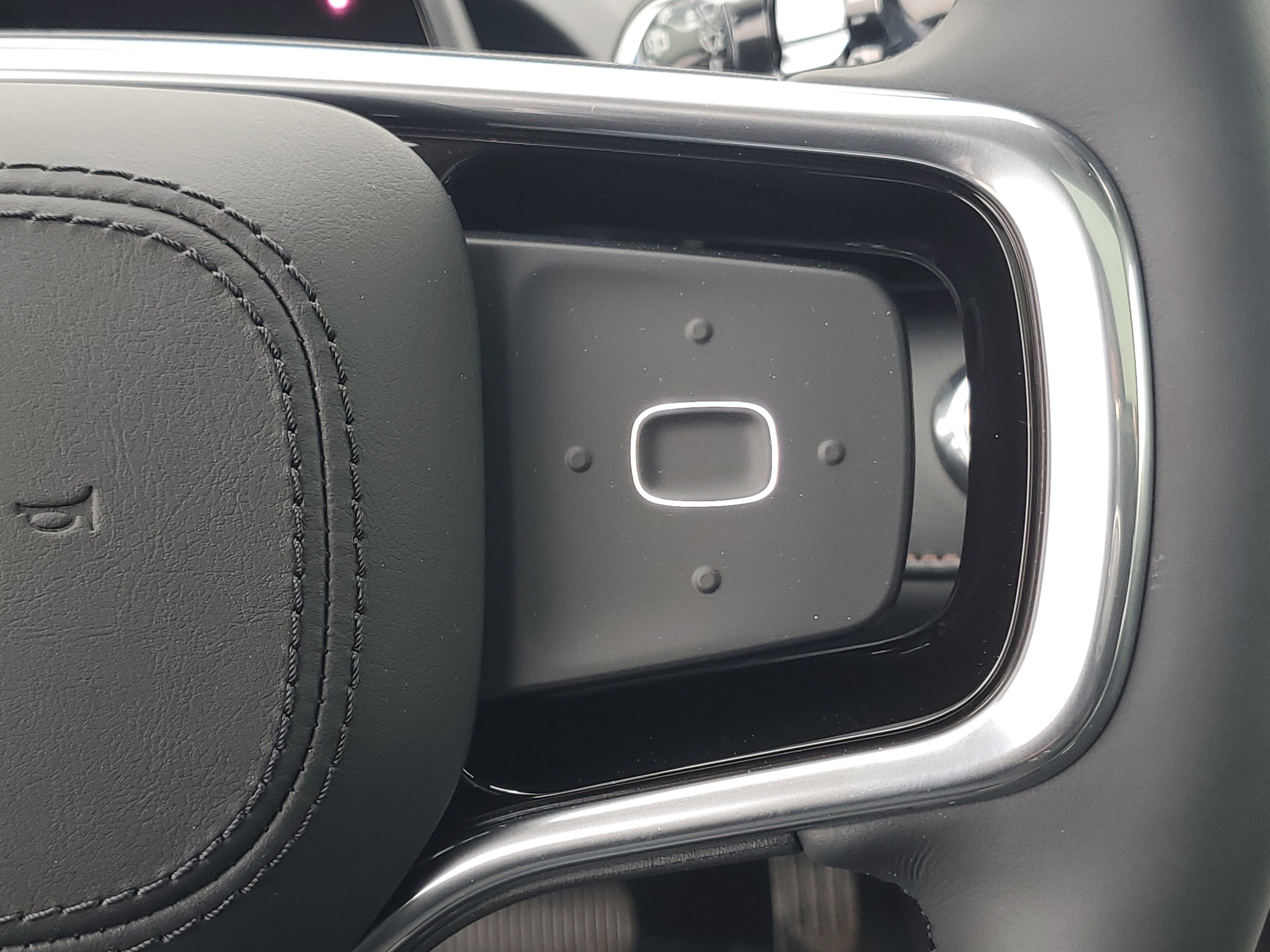 2026 Lincoln Nautilus Reserve Hybrid