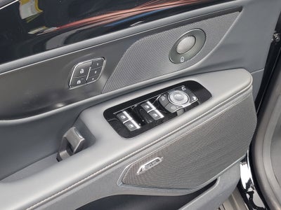 2026 Lincoln Nautilus Reserve Hybrid