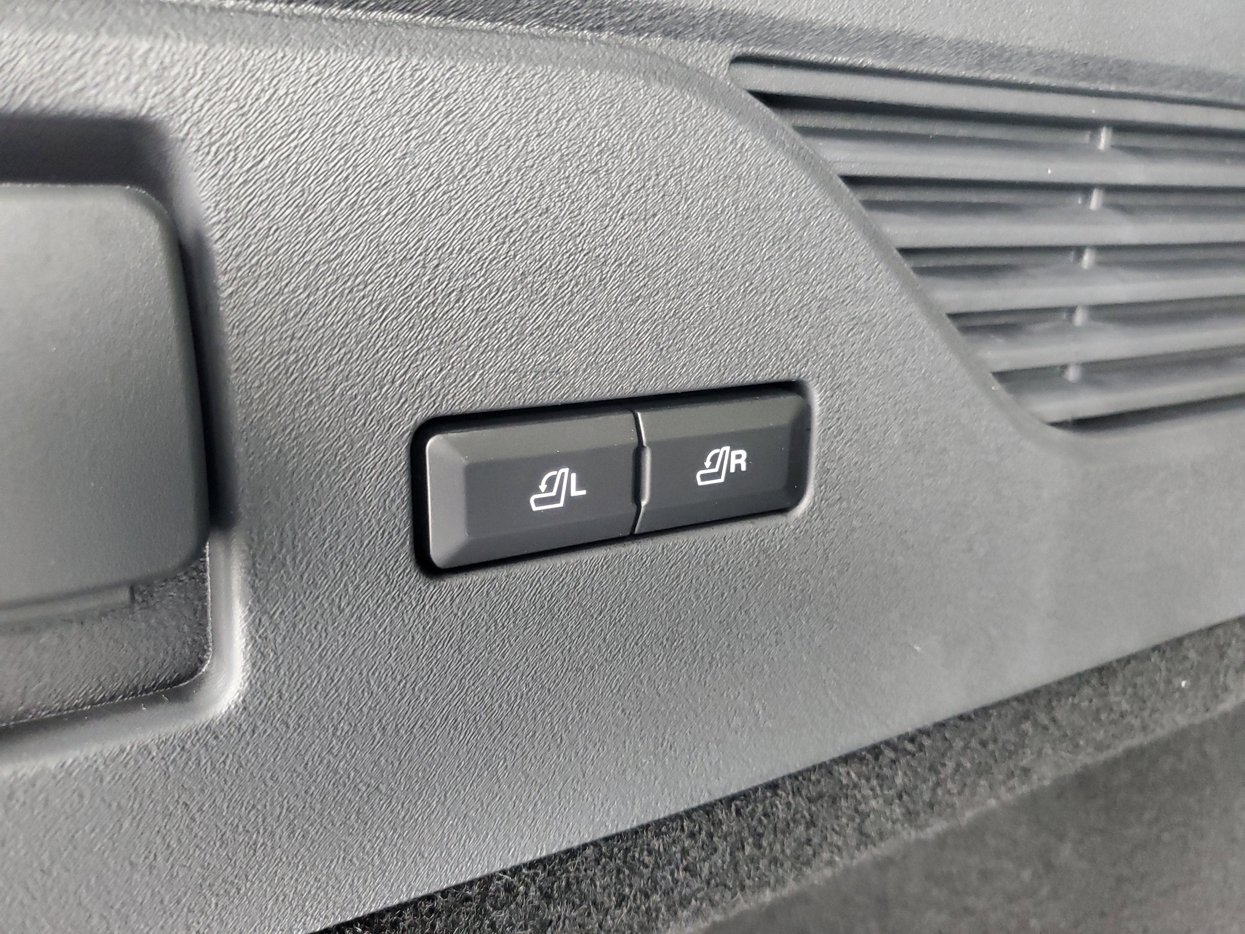 2026 Lincoln Nautilus Reserve Hybrid