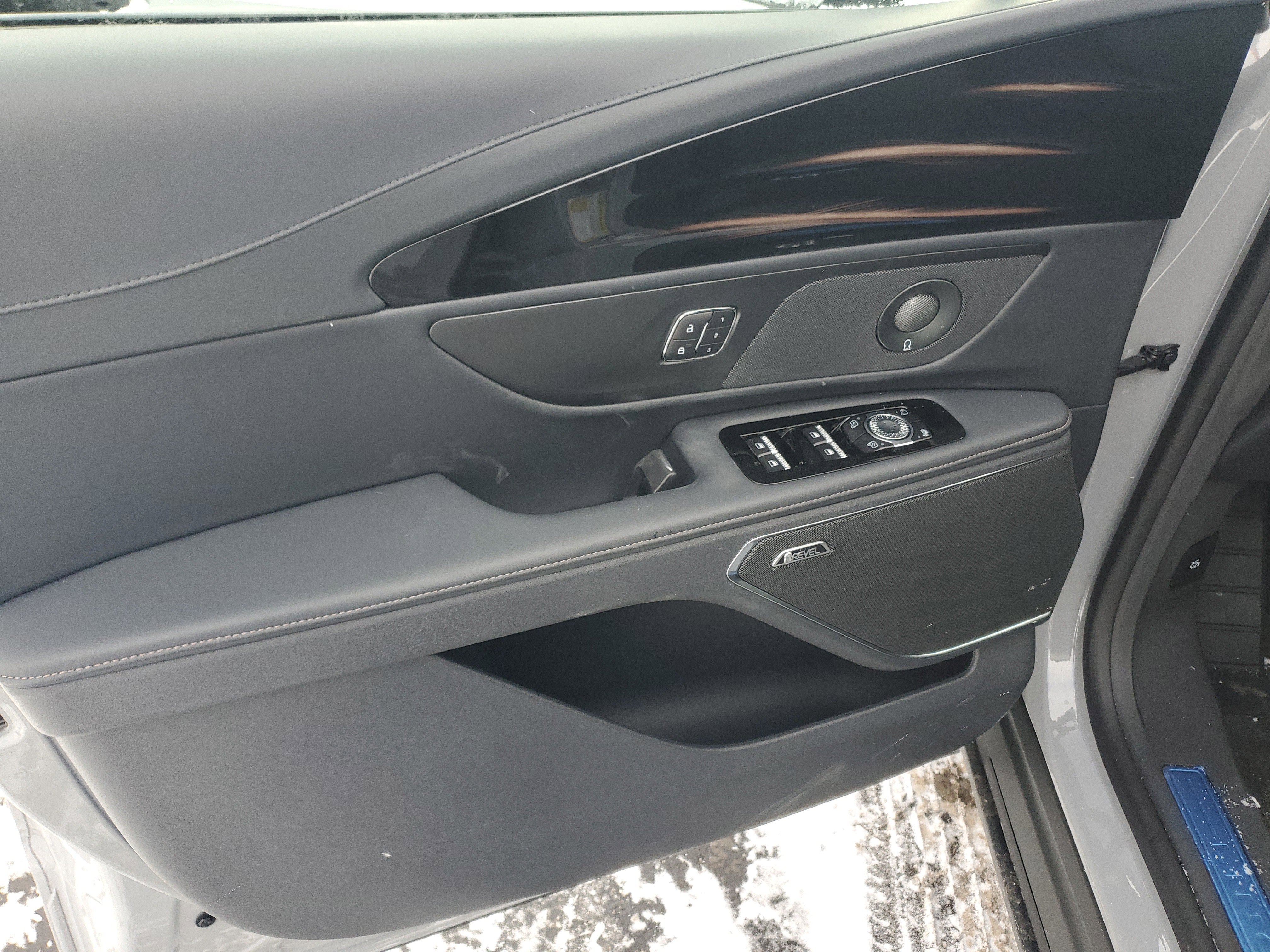 2026 Lincoln Nautilus Reserve Hybrid