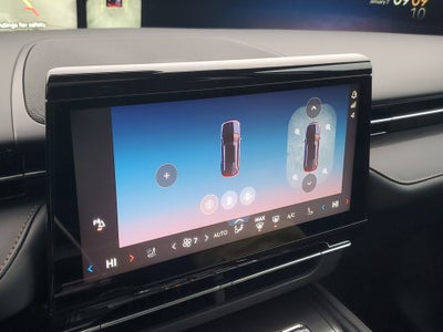 2026 Lincoln Nautilus Reserve Hybrid